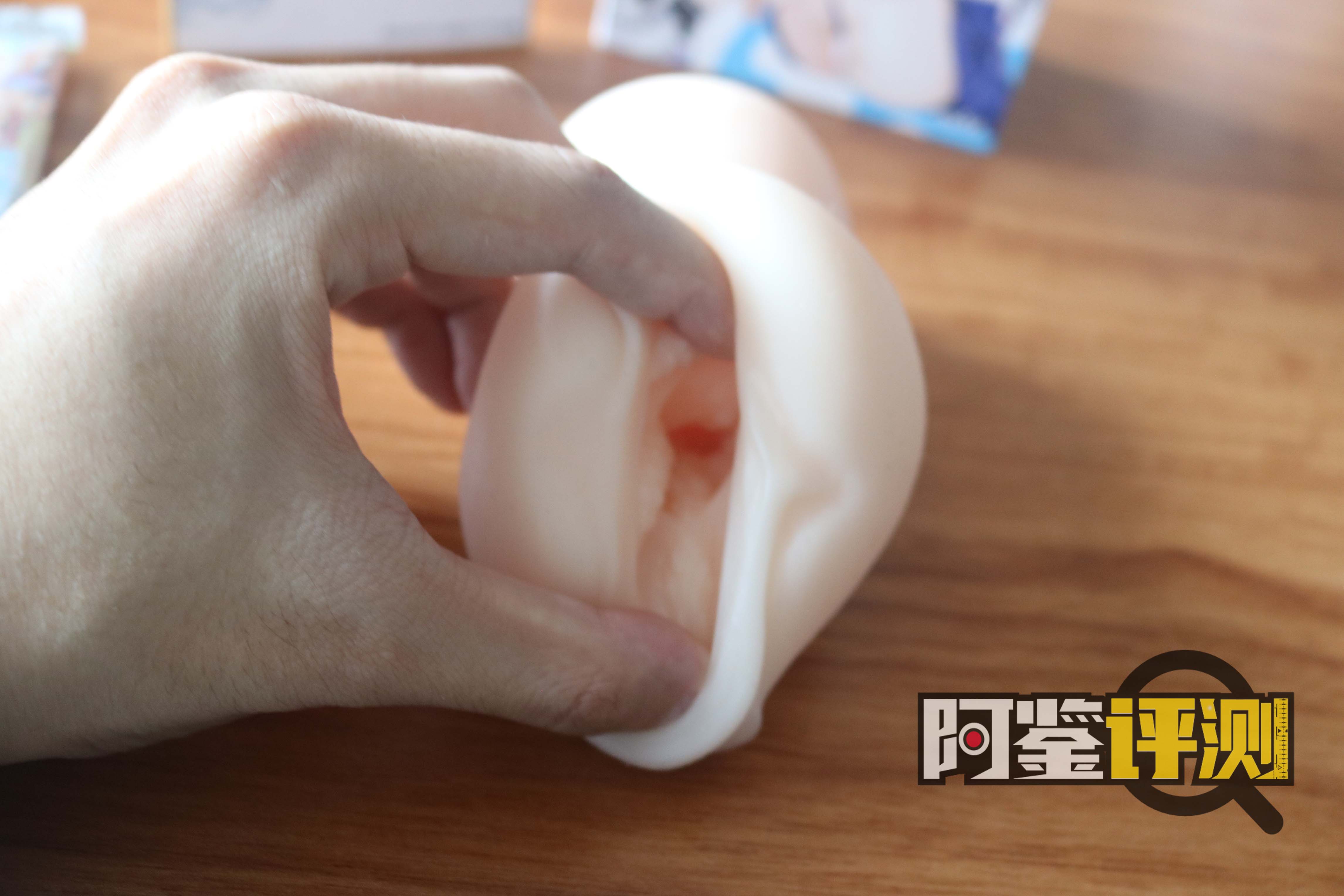 汤玛托易士-白狐“御仓美雨”评测，轻小说联名款，独特体验