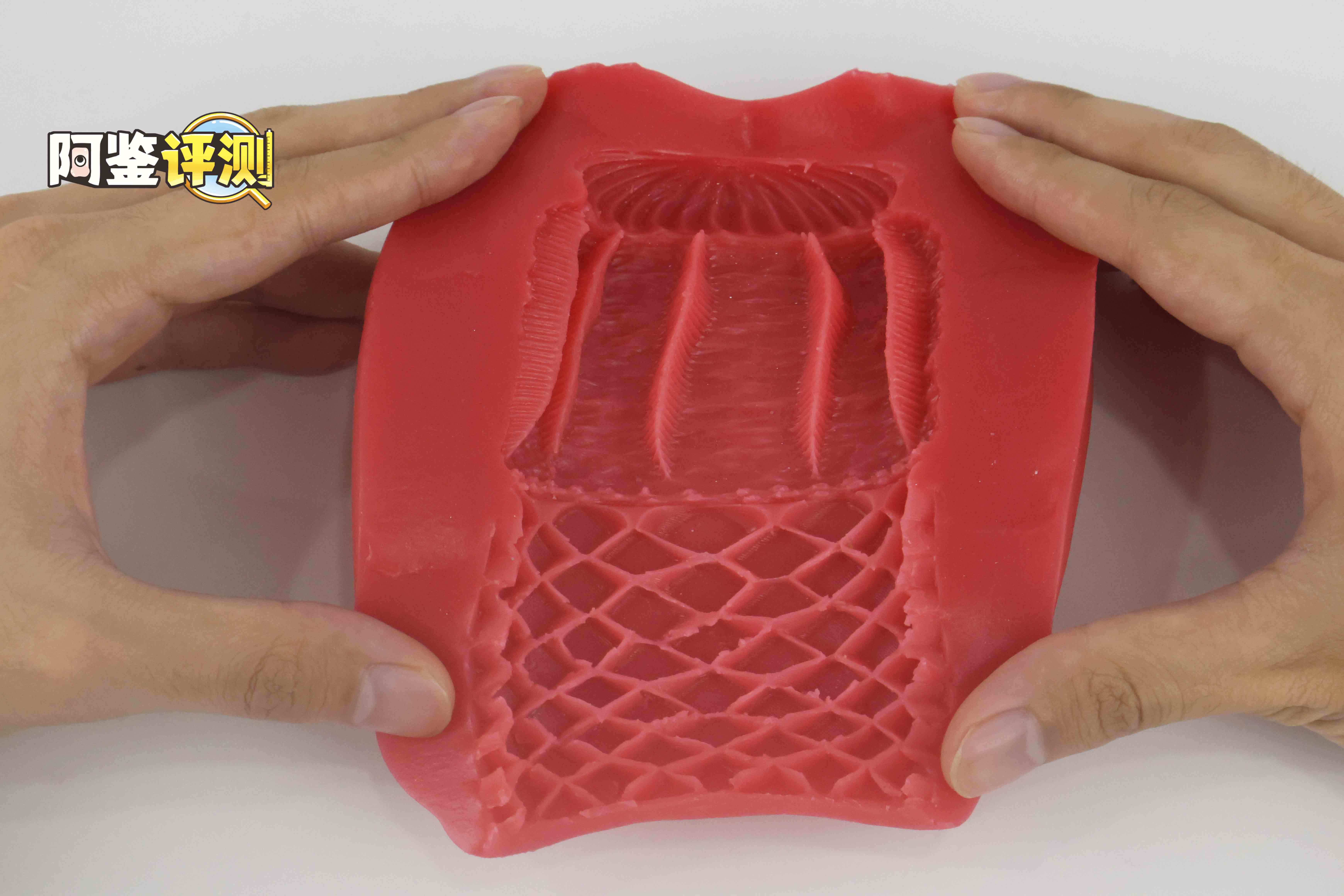 国产大魔王—“子宫出借”评测！直捣黄龙，正中红心！