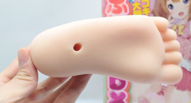 国产大魔王-jiojio评测！足控性癖大满足！难得一个可以使用的“玉足”