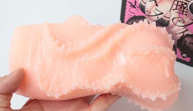 汤马托易士-“暗精灵”评测！几十年积累的飞机杯产业，“仿真”将如何发展？