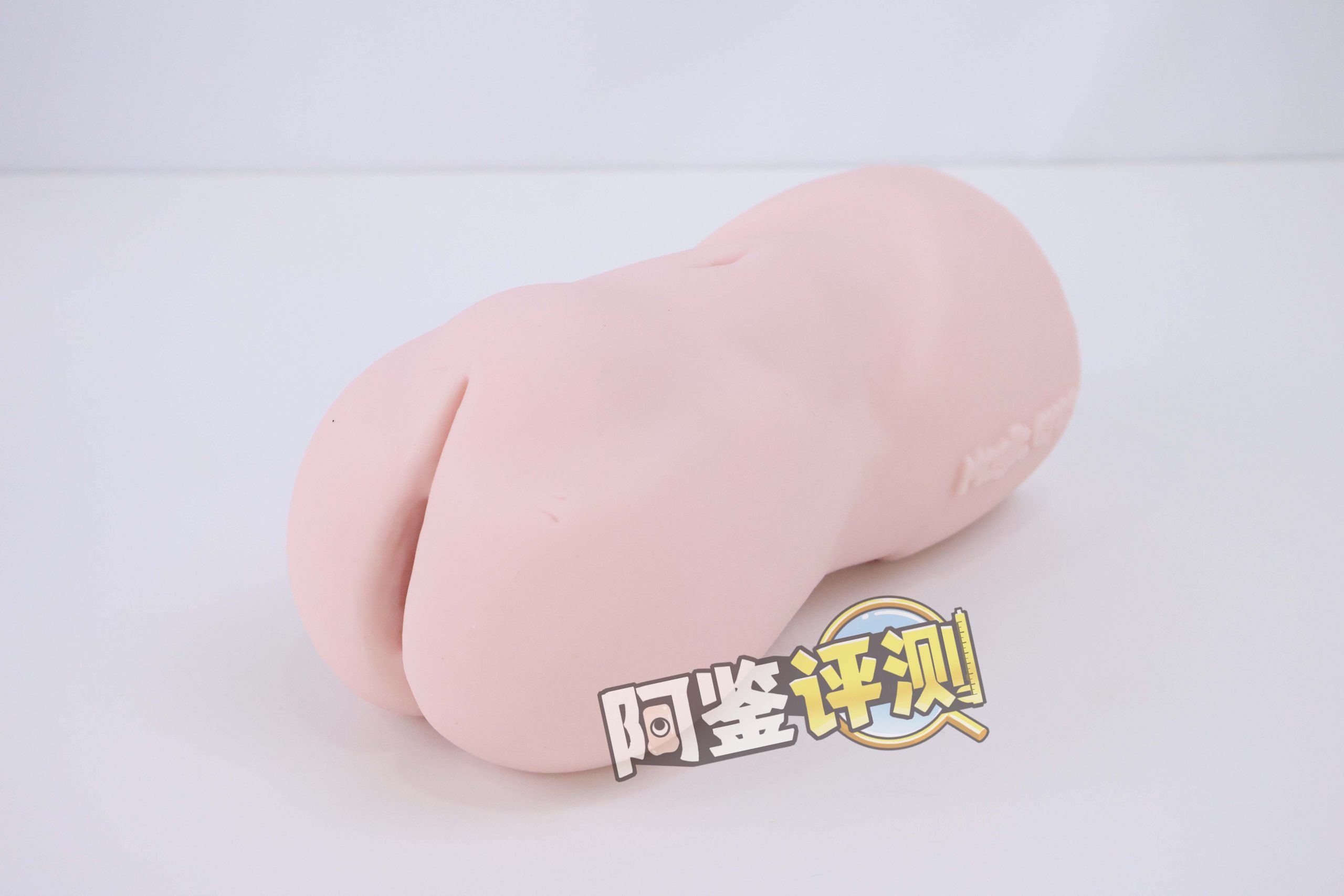 魔眼——“肉超紧莉娜”评测！少女的成长！等等....谁在我飞机杯里放刀片？