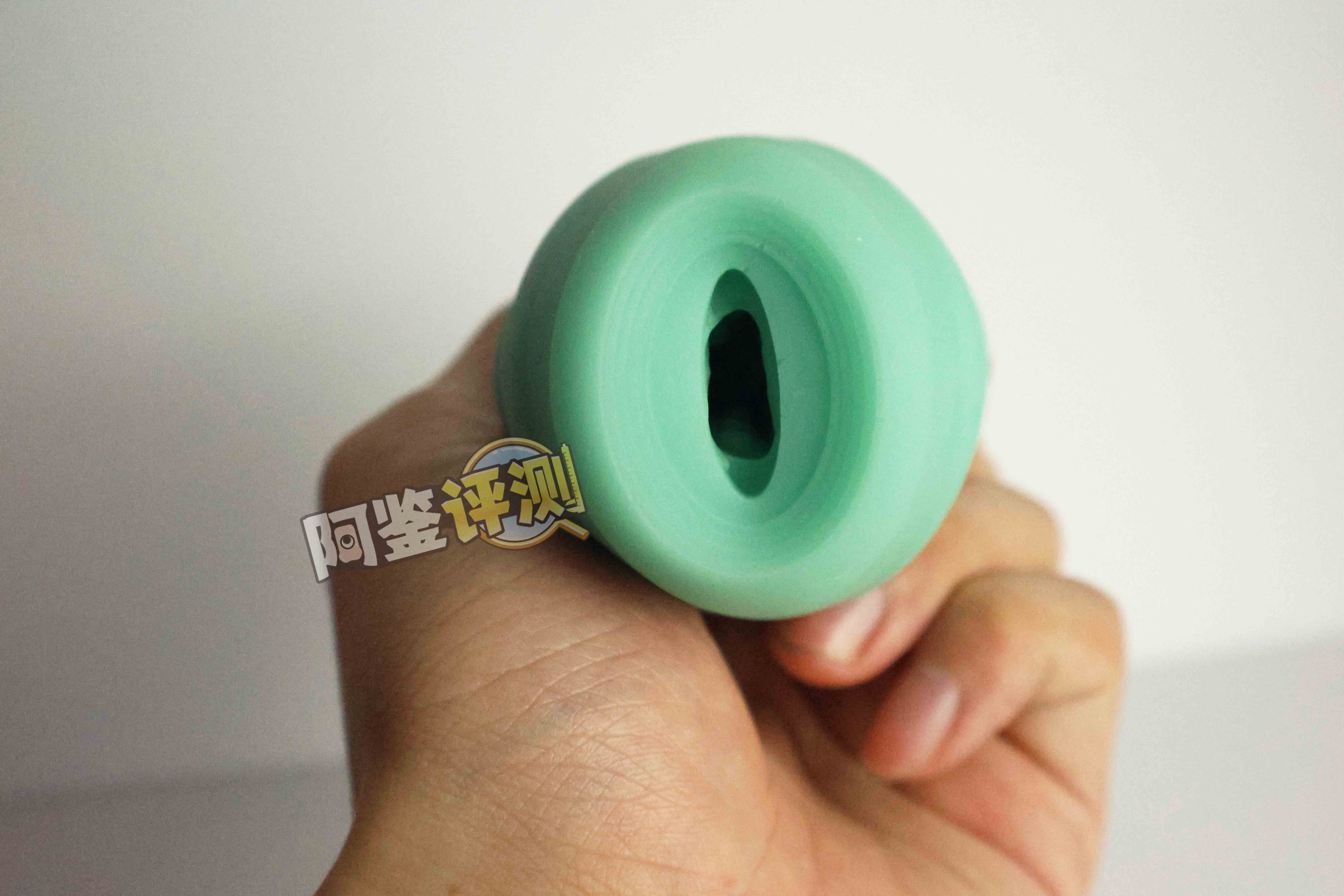 汤玛托易士——“搞笑/联动类飞机杯”大评测！①