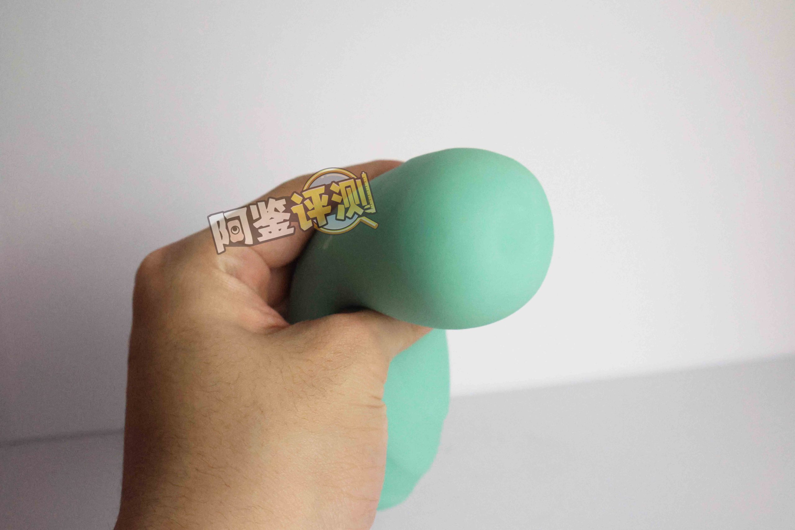 汤玛托易士——“搞笑/联动类飞机杯”大评测！①