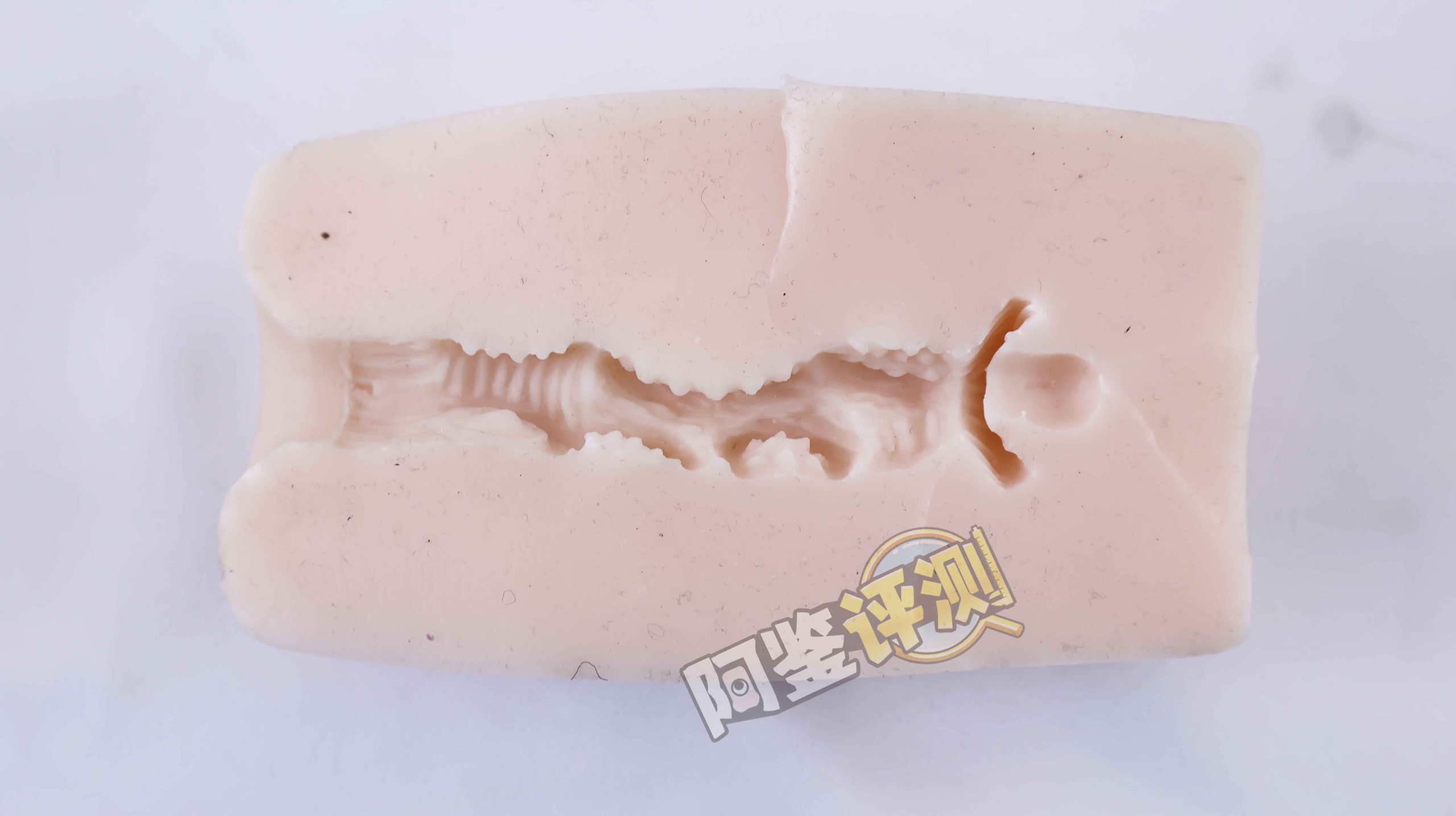 杯多多-“七彩罐娘”评测!隐蔽型小杯,图一乐还是真实用?(下:紫,粉,绿,蓝)