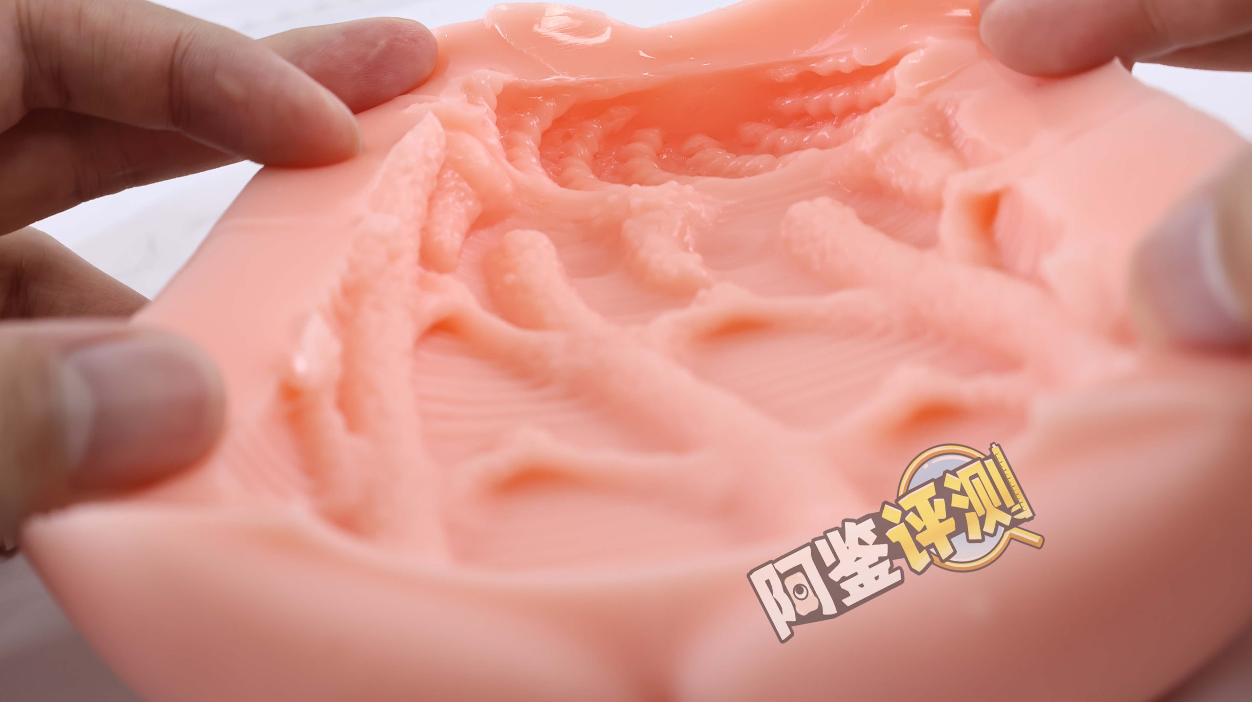 对子哈特—“秘镜欲情”评测！慢于潮流的对子哈特，仍然在保持自己的工匠之心