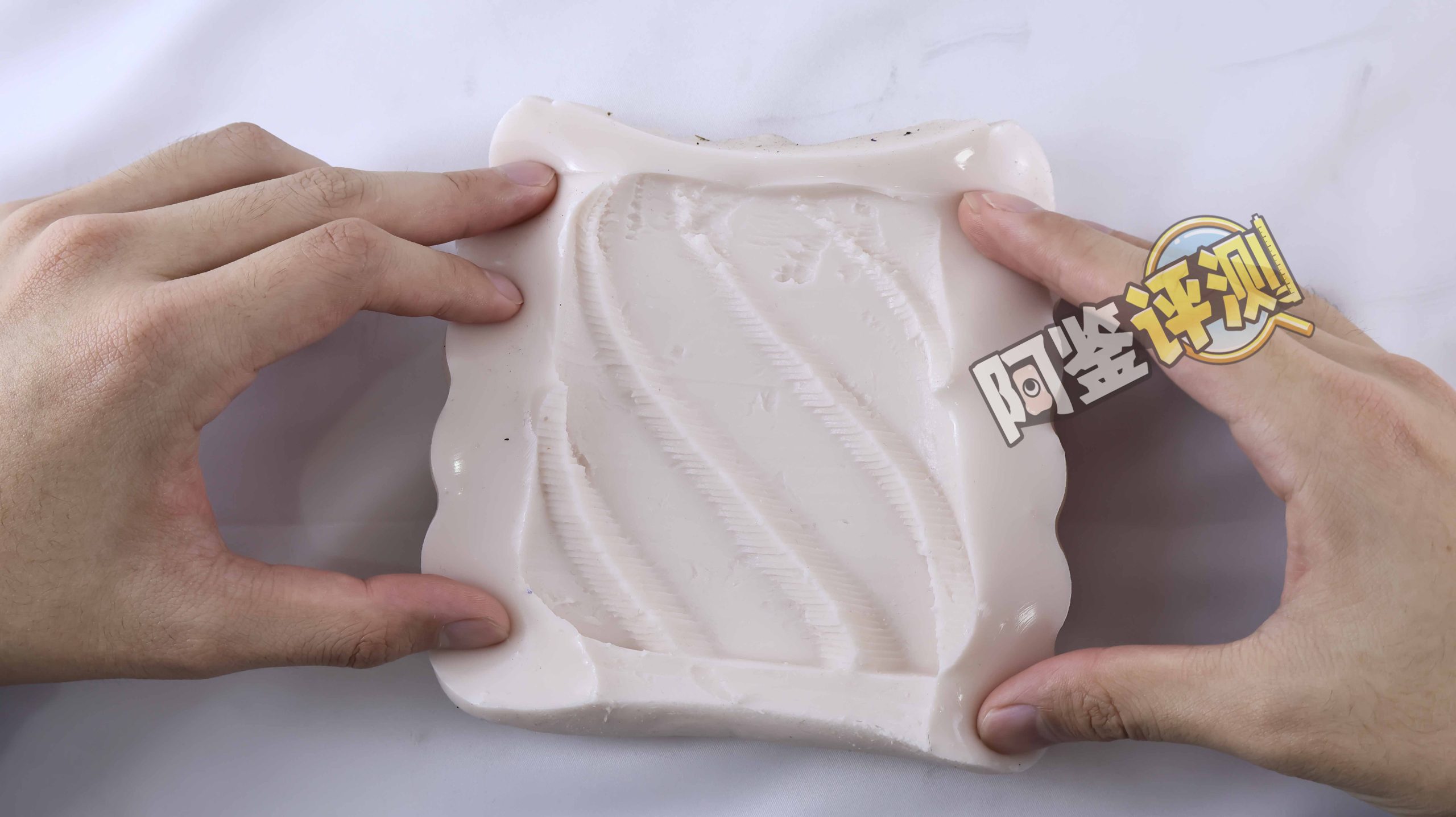 キテルキテル——“遗迹守卫Zero White Lv0”评测!如水般脂软感的慢玩,评价竟如此两极分化?