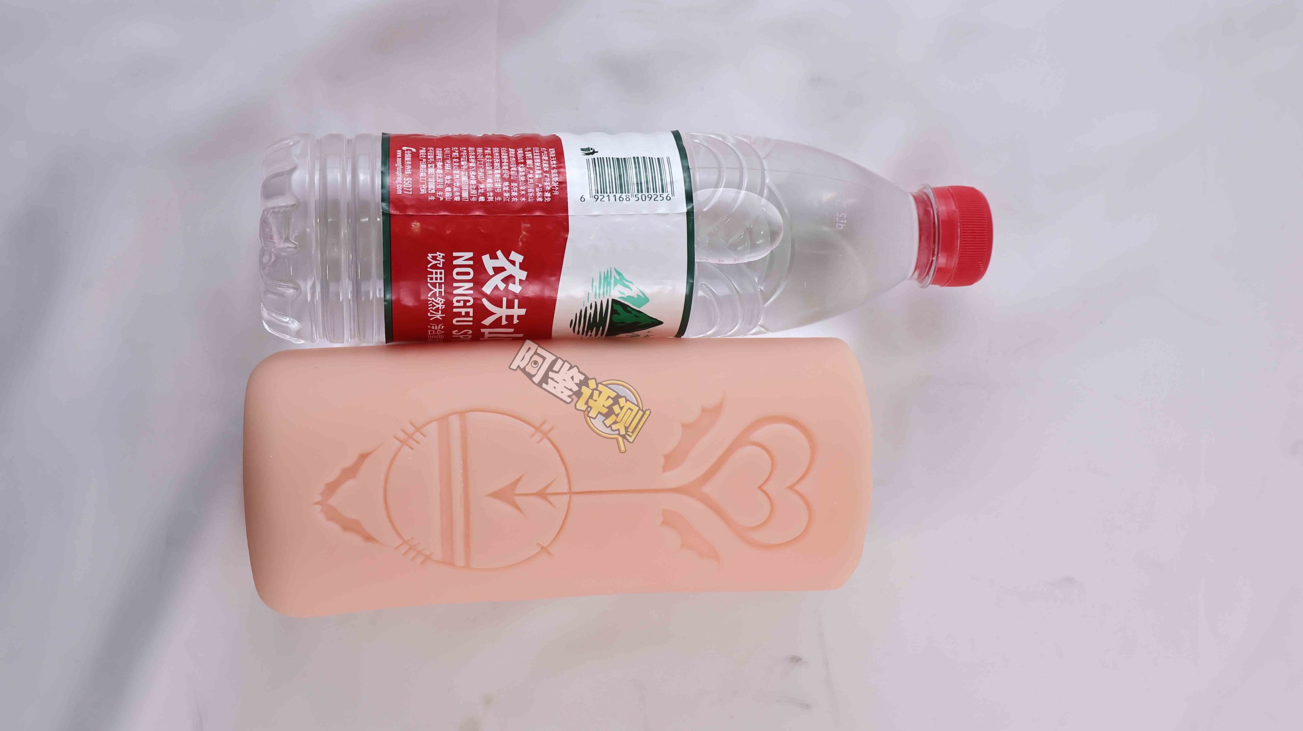 对子哈特——“舞踏会”评测!难以理解的古怪设计,像是礼盒中的月饼一样华而不实