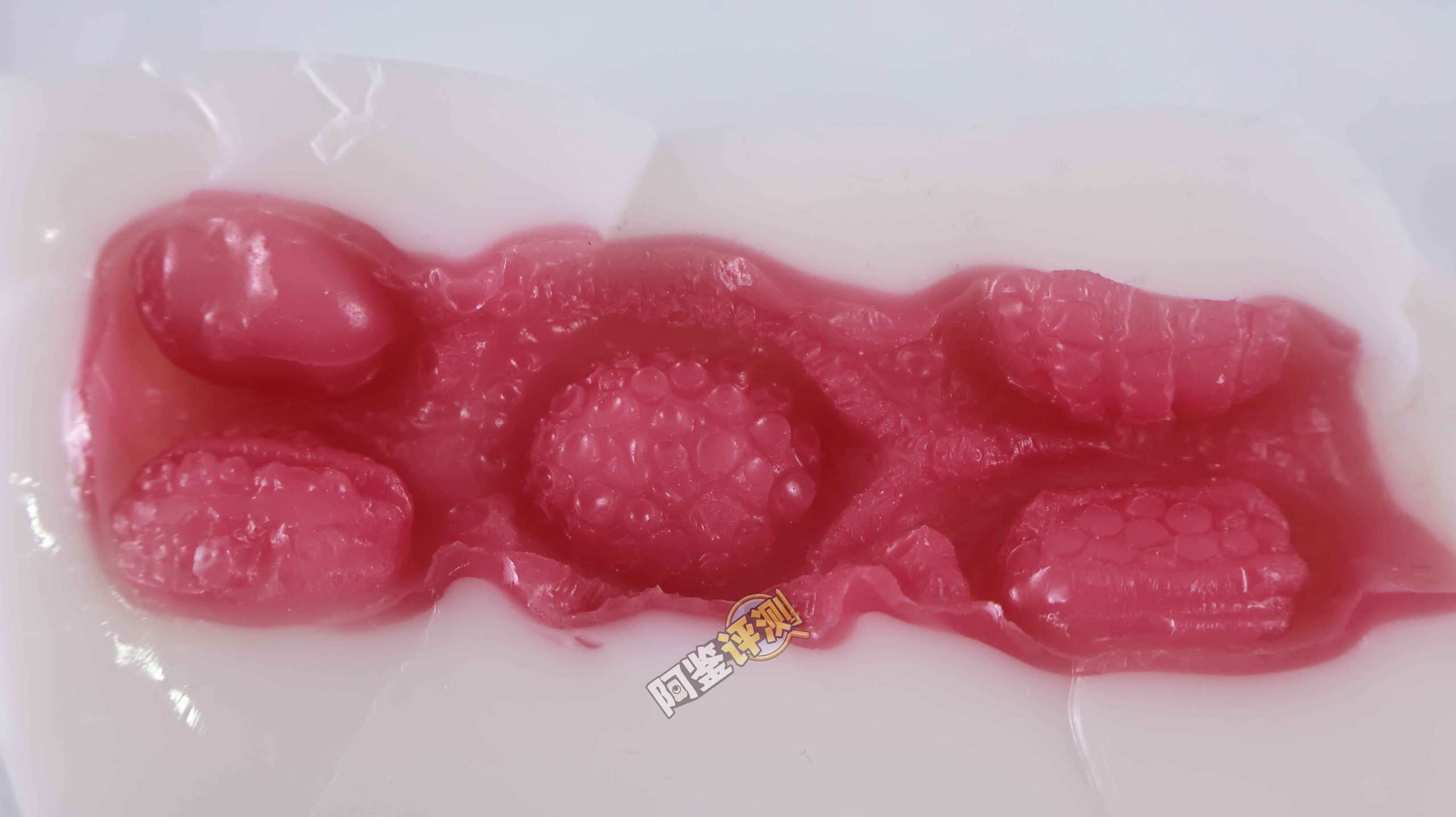 国产大魔王——“白丸”评测!虽然外形手感非常奇怪,但通道的剐蹭感不错