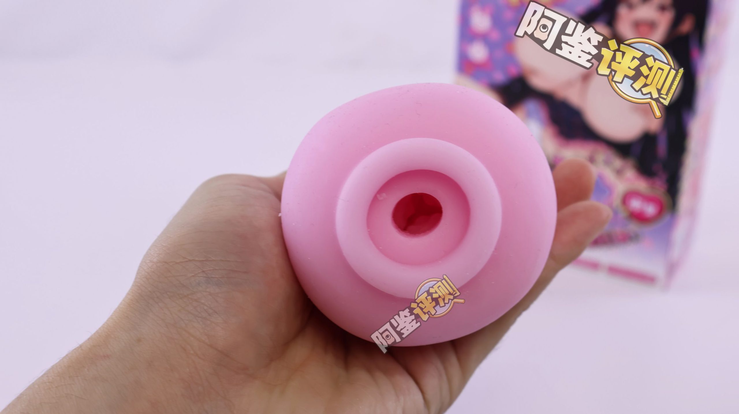 火炮——“傲慢雌小鬼-派娜酱”评测！大倒模上拆下来的杯子，肉感足够但有些简单