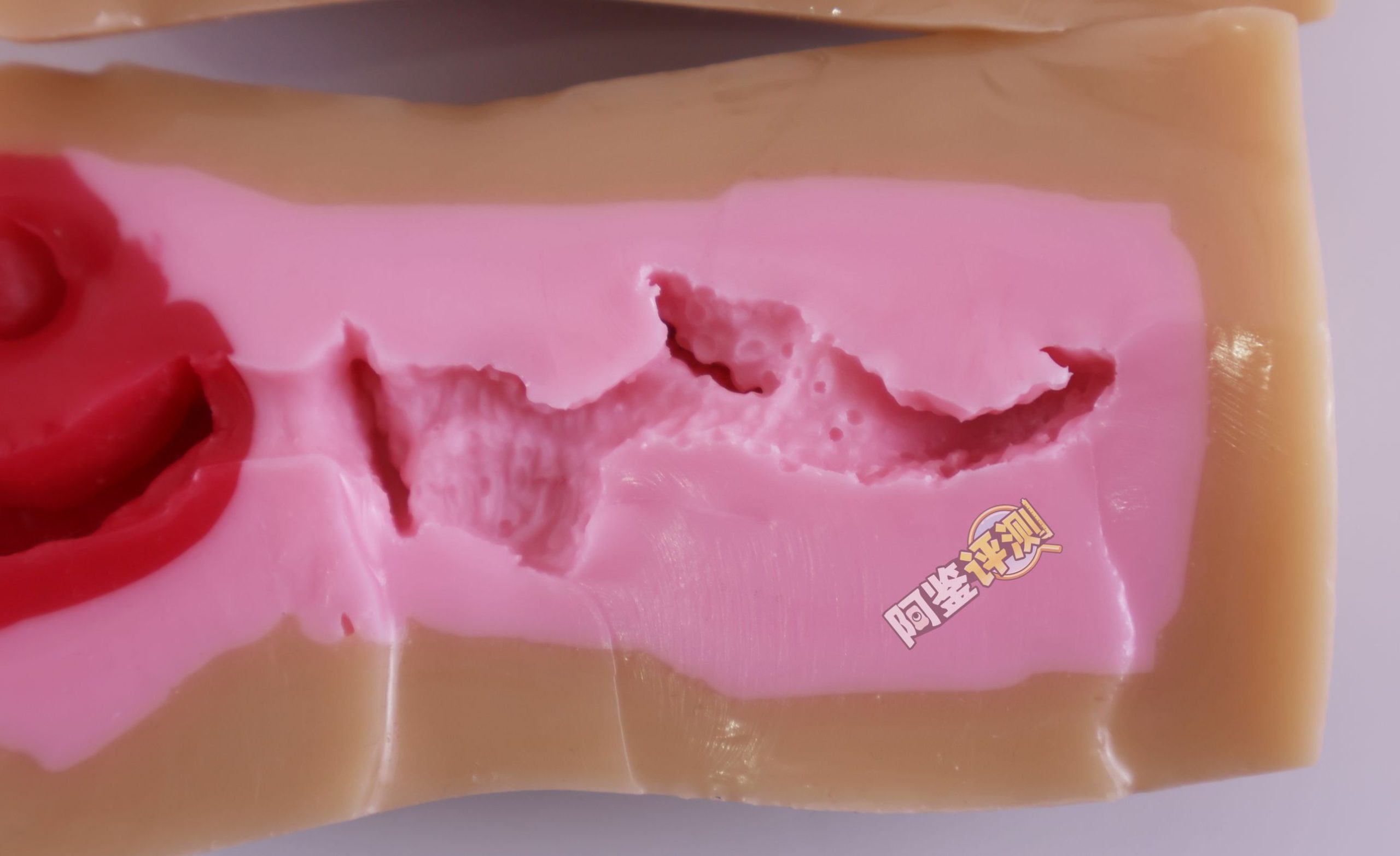 魔眼——“超辣妹浓厚口交”评测！牙齿噱头过气后，“真实之口”的金字招牌完全破碎