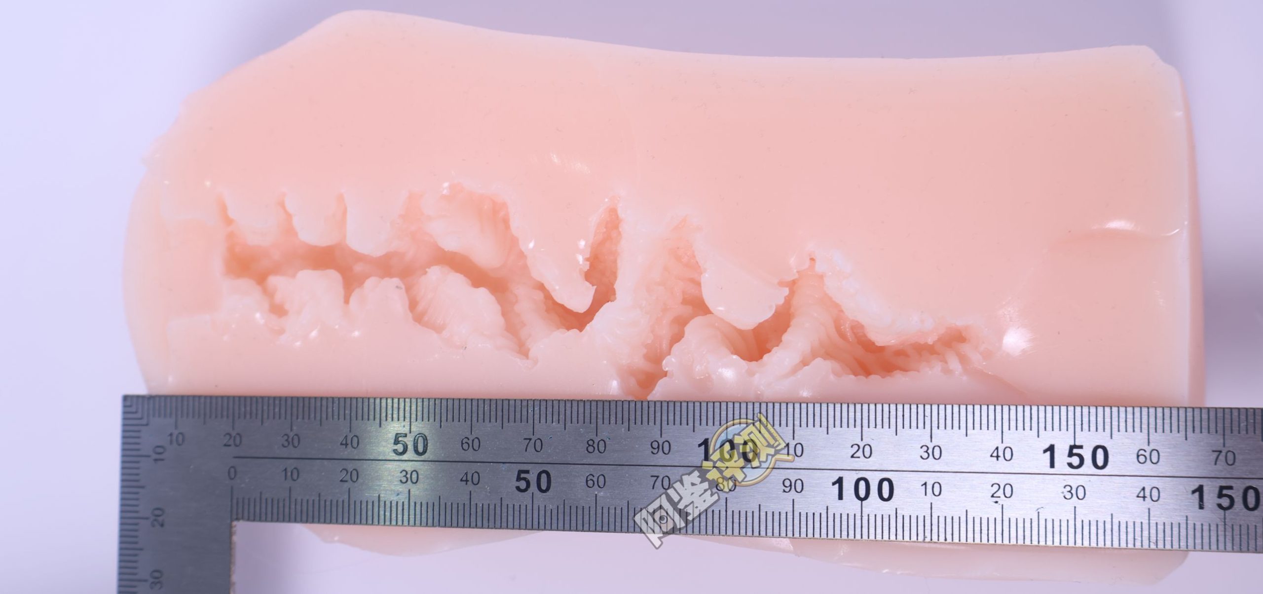 汤玛托易士——“退学魔王”评测！异形巢穴一样的表面结构，实际感受却是自然的真实感？