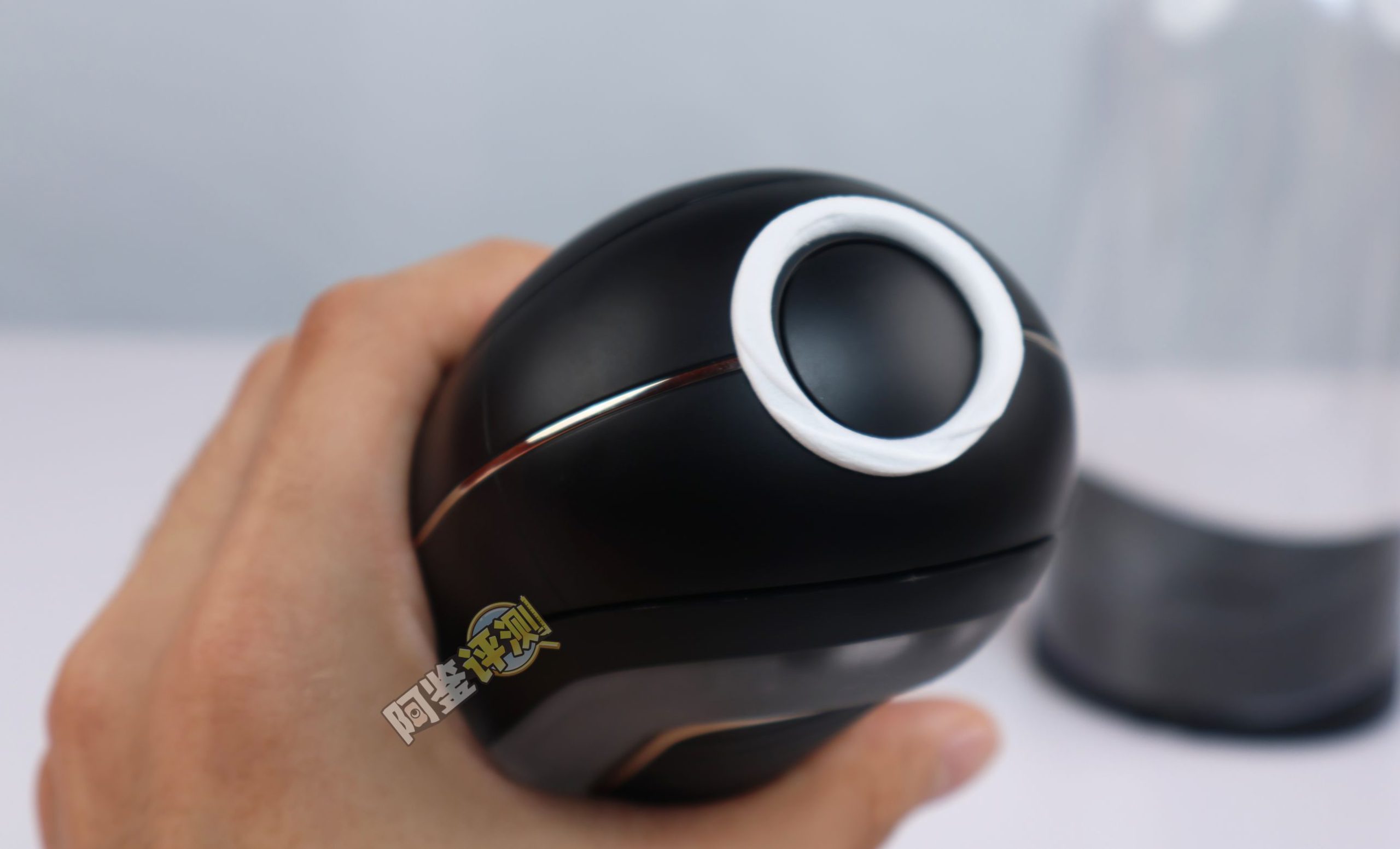 TENGA——“flip GRAVITY黑(电动版)”评测!夹更紧的“魔怔真空杯”,还有个紧贴的震动选项