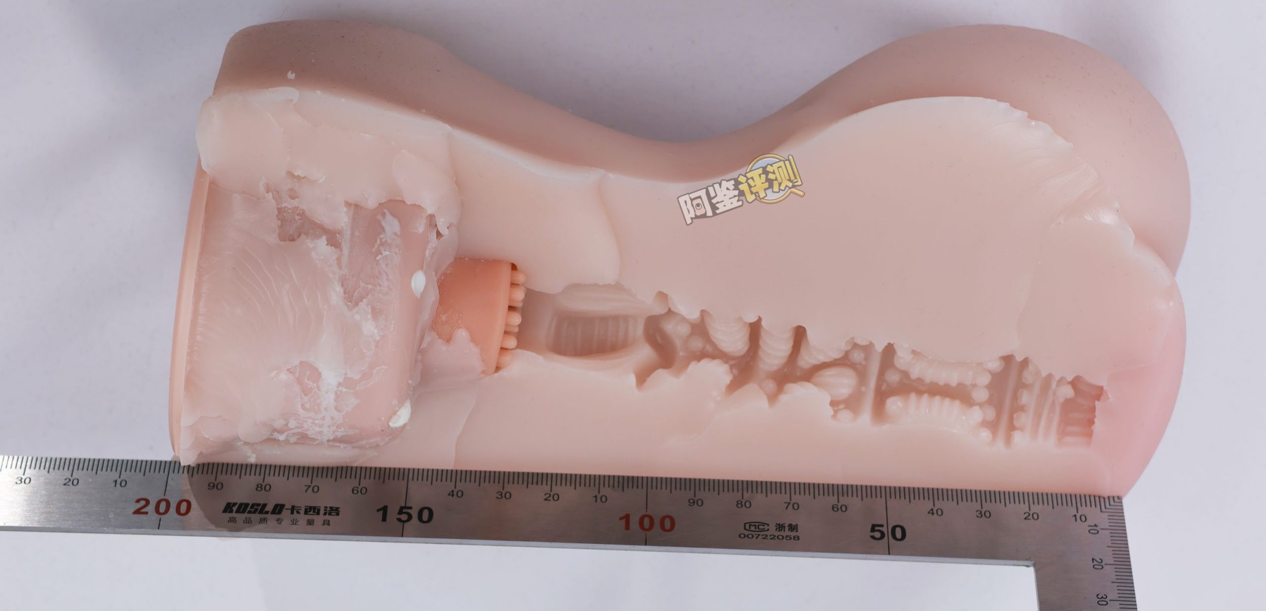 趣网COC——“YU酱”评测！大克重的吮吸电动杯，通道末端的奇怪吸气口