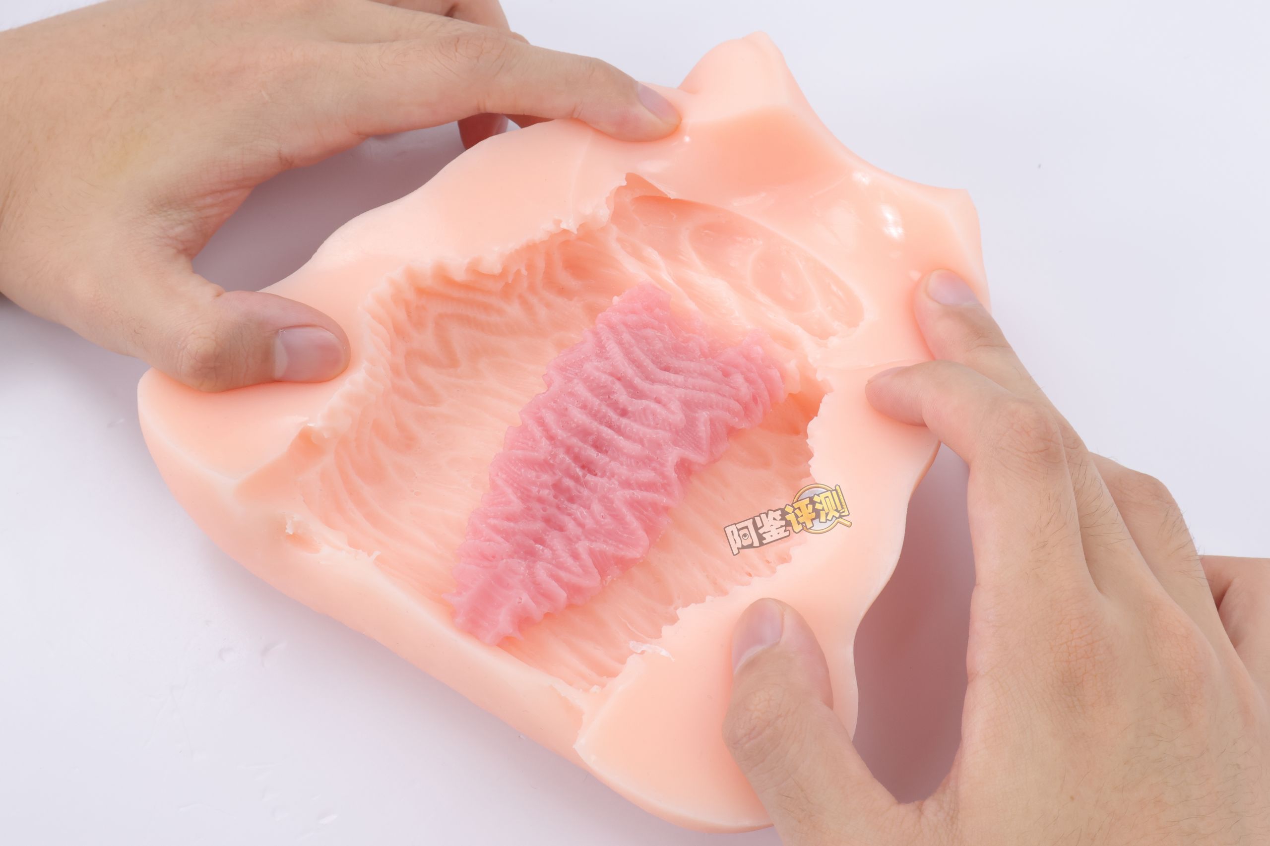 汤马托易士——“AIV NO.06”评测！大舌头很有新意，但软胶外形问题也很大