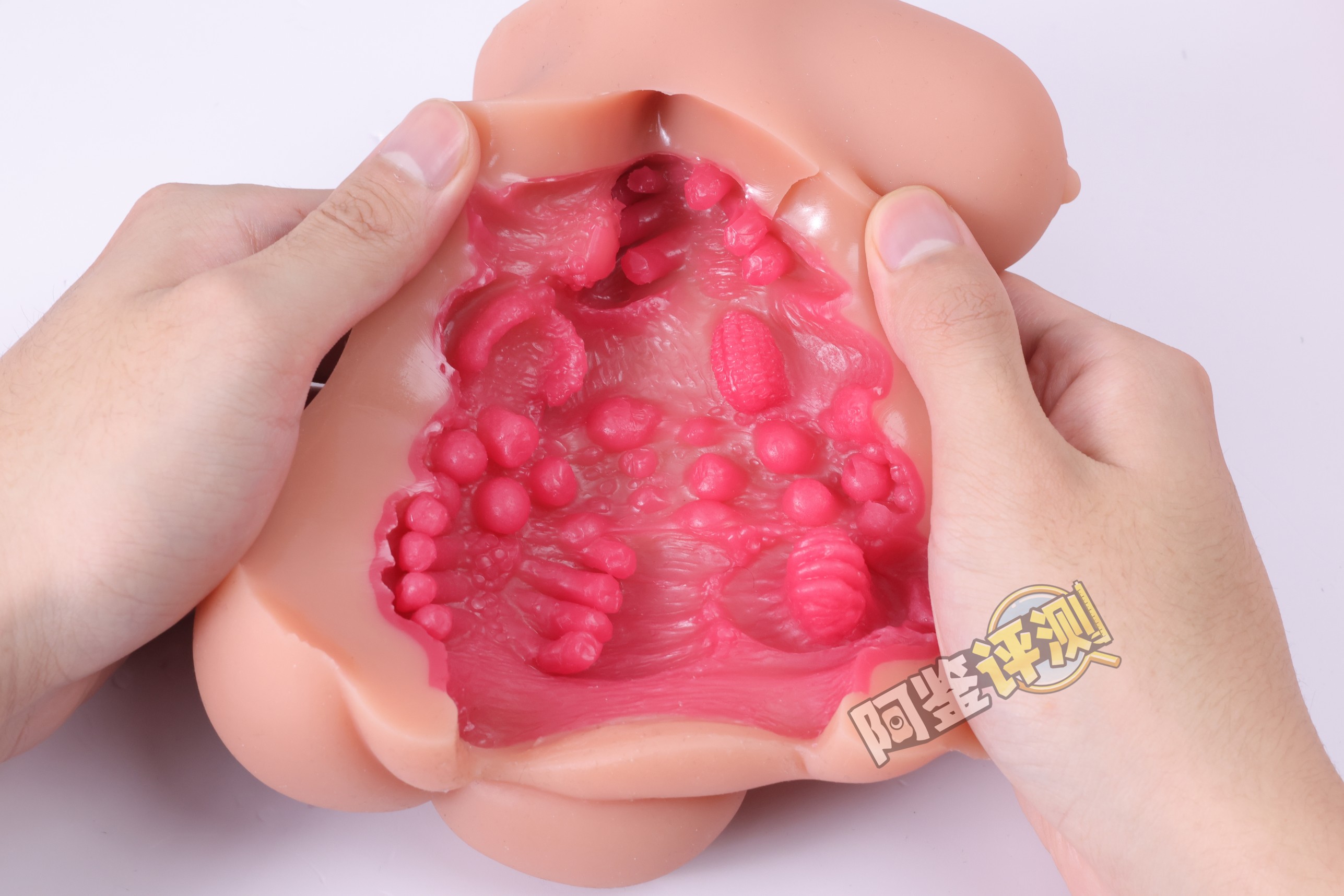 魔眼——“蠢GAL”评测！观感猎奇夸张的“肋骨形”咬合结构，但我用着真的没啥感觉....