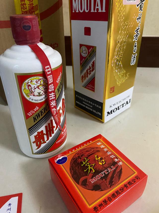 【重口】汤马托易士——“二次元体臭tamatoys香水”评测(上)!奶酪蛋糕?这新版本的臭味也太“美味”了