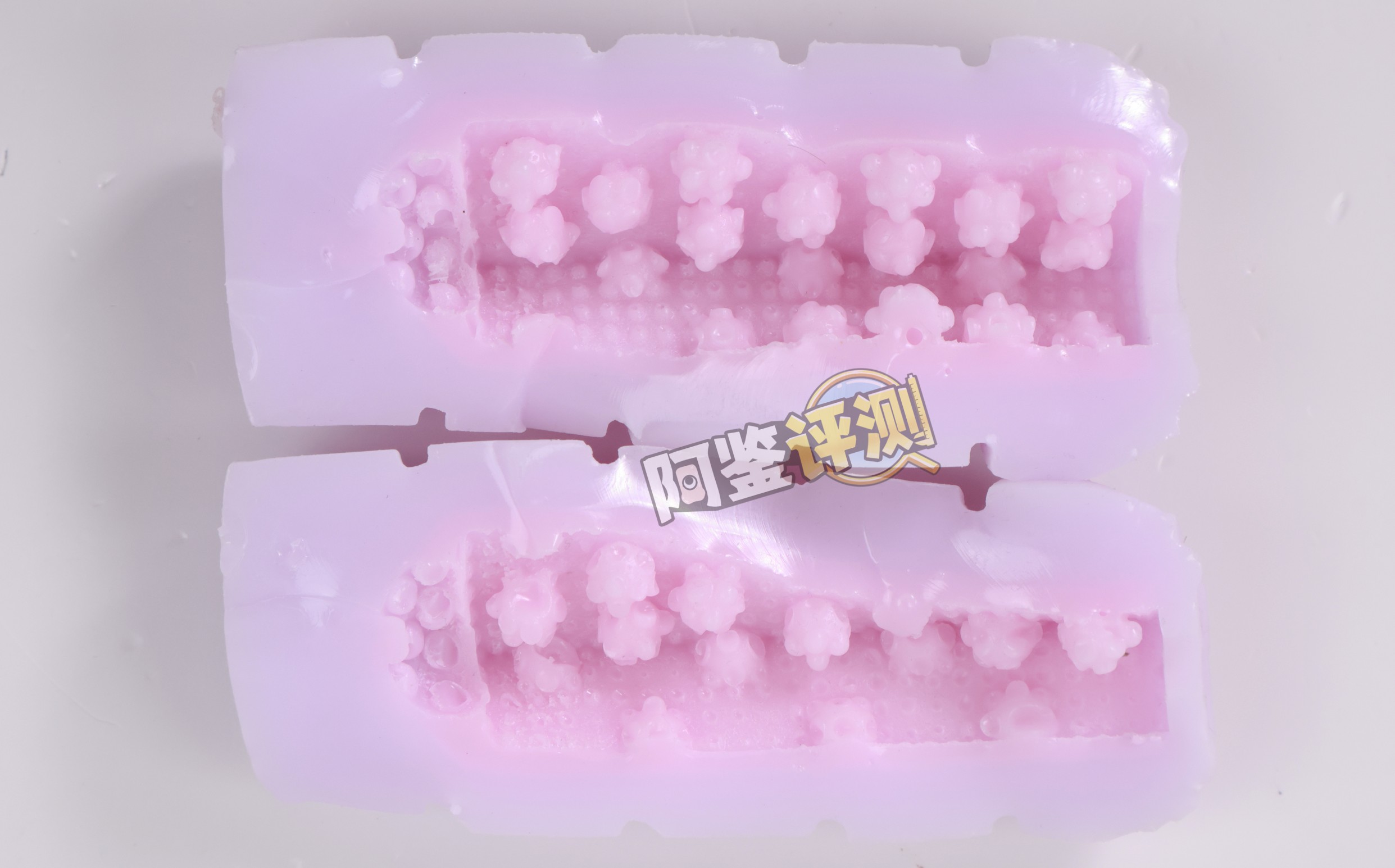 火炮——“绝顶激热”评测！牛牛向前冲！具有“随机性”的闯关型飞机杯！