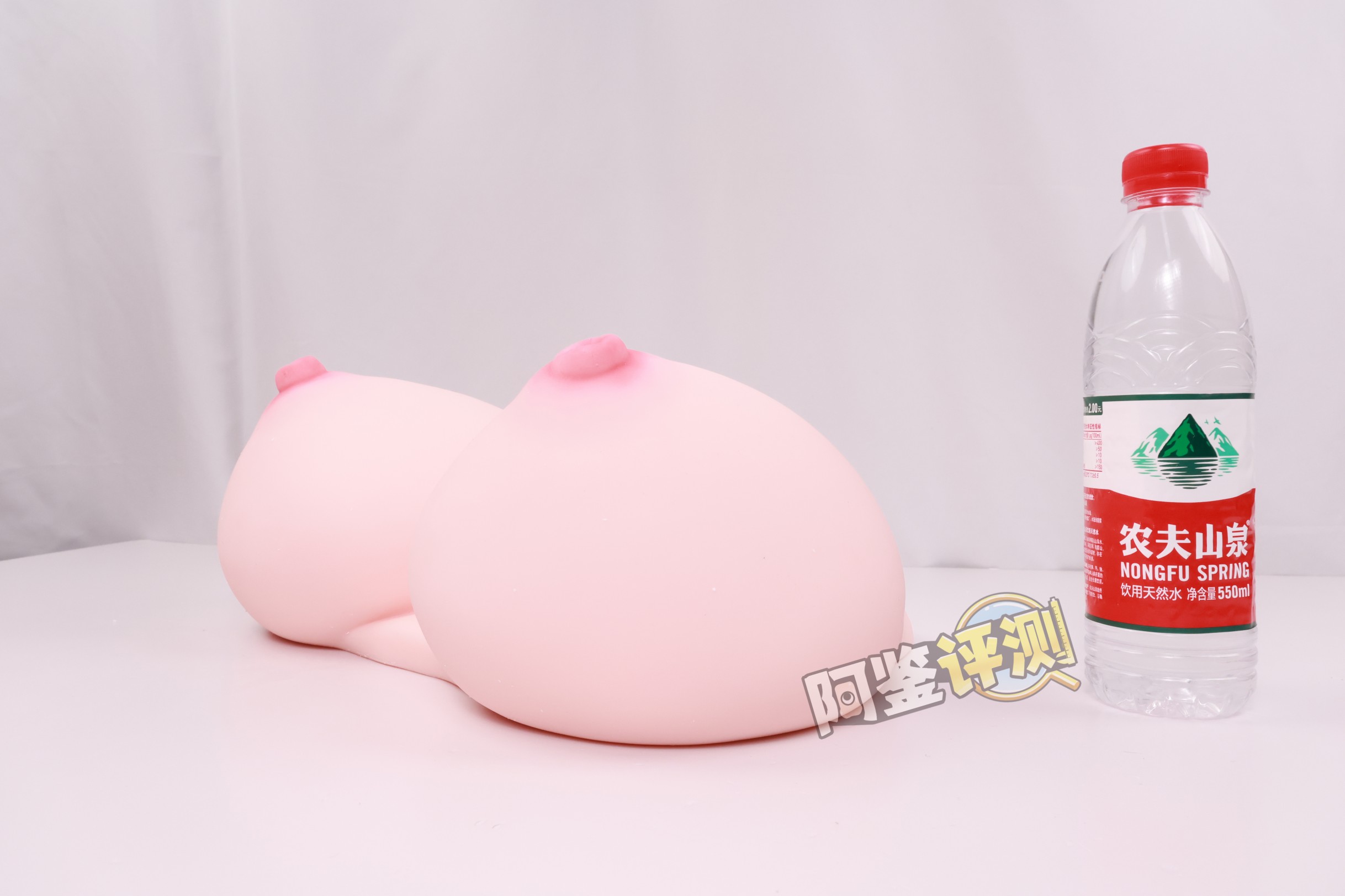 yokubou——“爆炸乳 OL”评测！无论是抚摸的手感，还是插入的使用感，都太糟糕了....