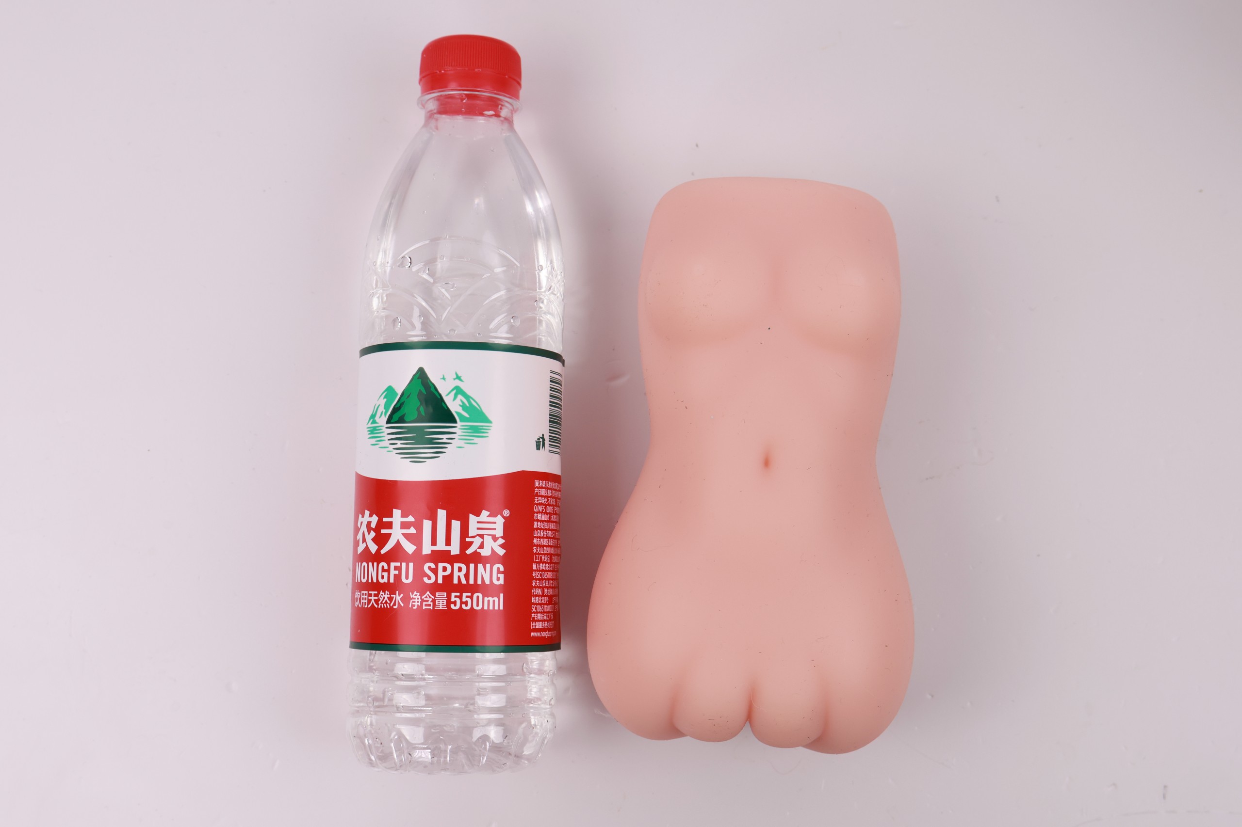 lovefactor——“职场魅魔”评测！在日本流行的剐蹭感设计，终于得到了一个厚实优质的"肉体"