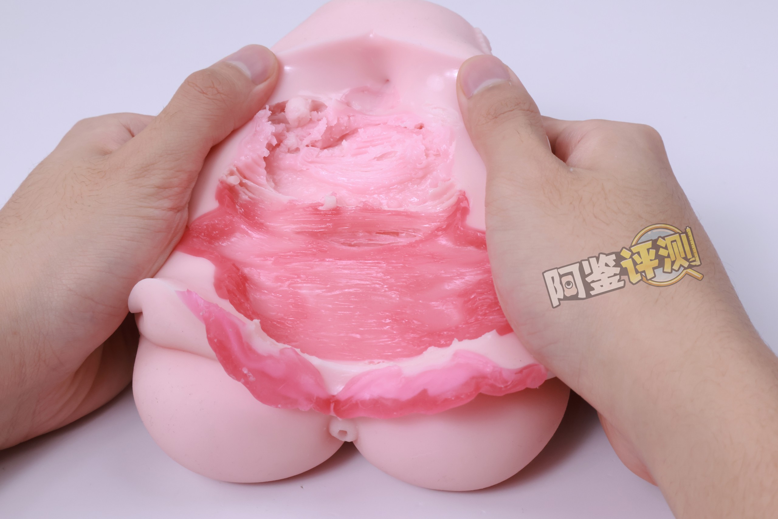 魔眼——“玫瑰新娘(软版)”评测!考古早年魔眼的黏土感材质,但品控究极大爆炸