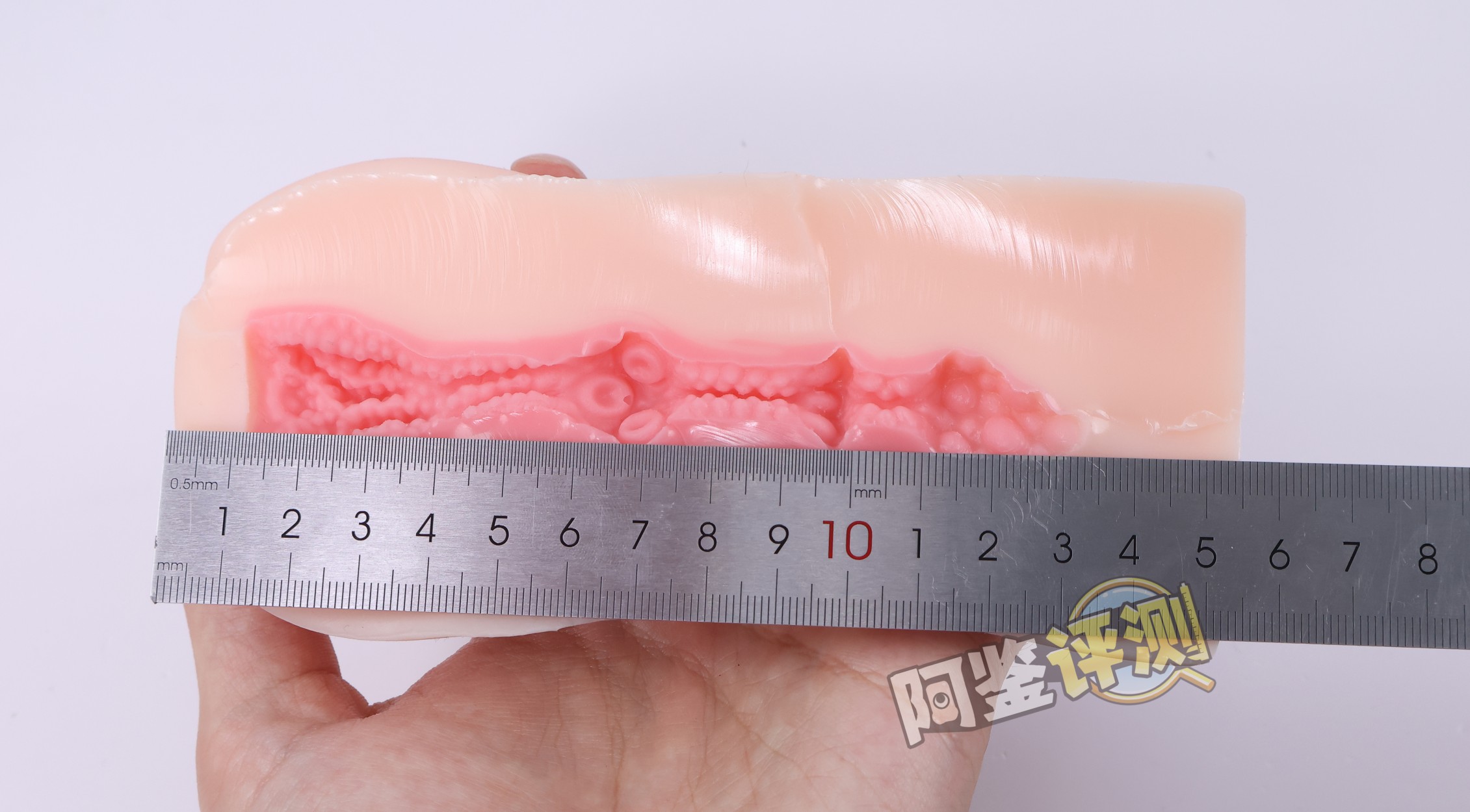 对子哈特——“黑月”评测！降级转型后的第一款慢玩产品，使用的居然也是那个材料....