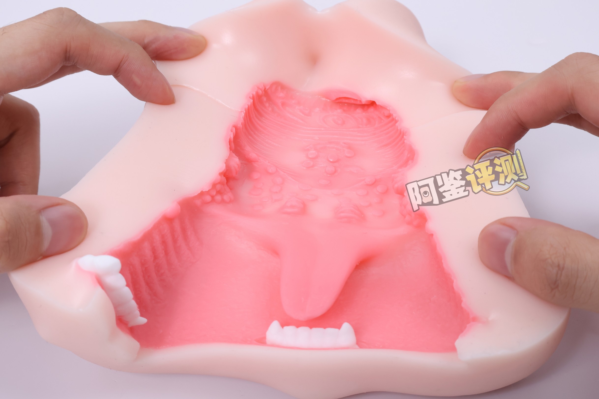 YUU——“元气猫娘”评测！二次元“纸片人”口交飞机杯，只有一个角度的猫娘造型