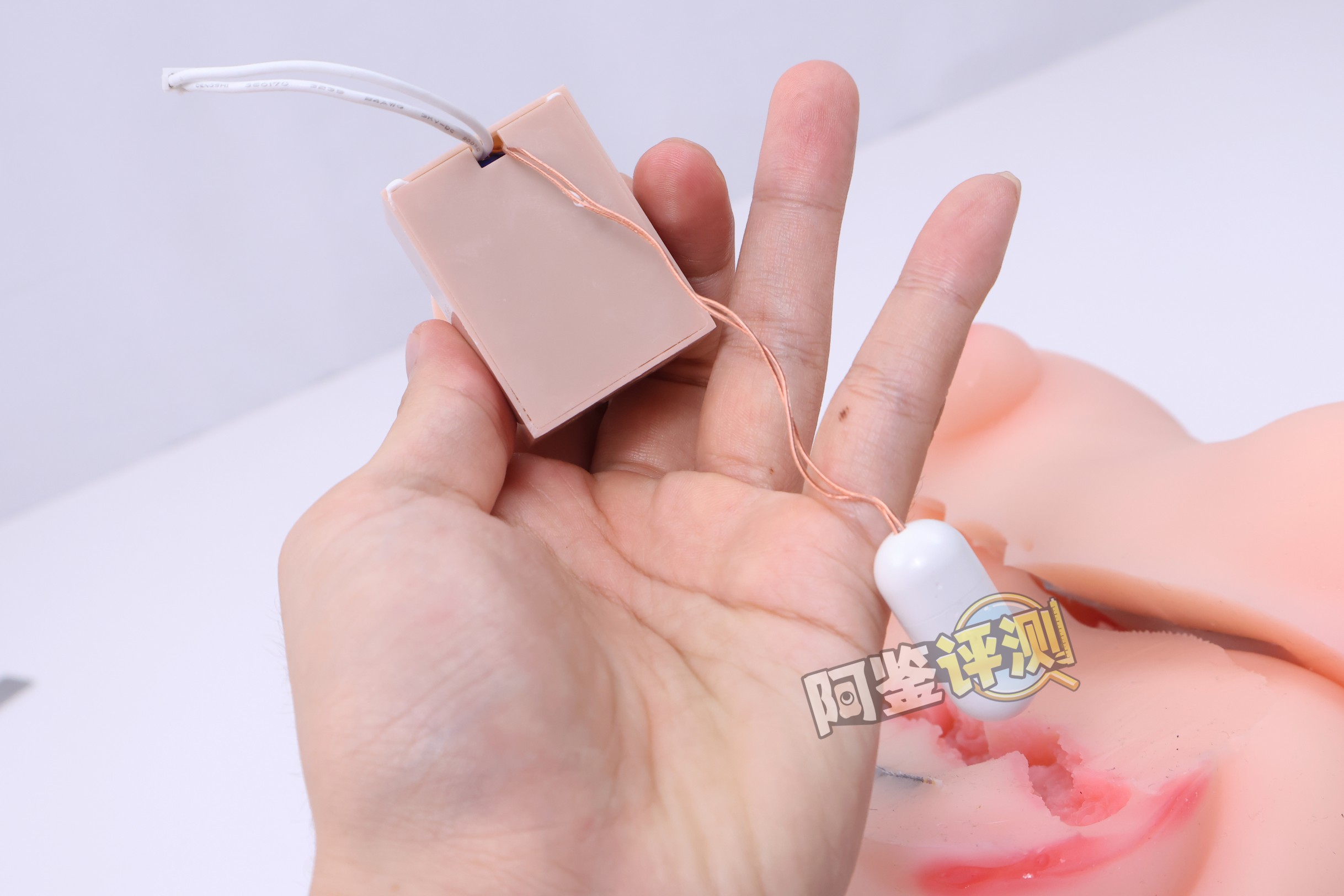 YUU——“热热子四代”评测！体验上虽然没有太多可圈可点的地方，但加热整体效果不错