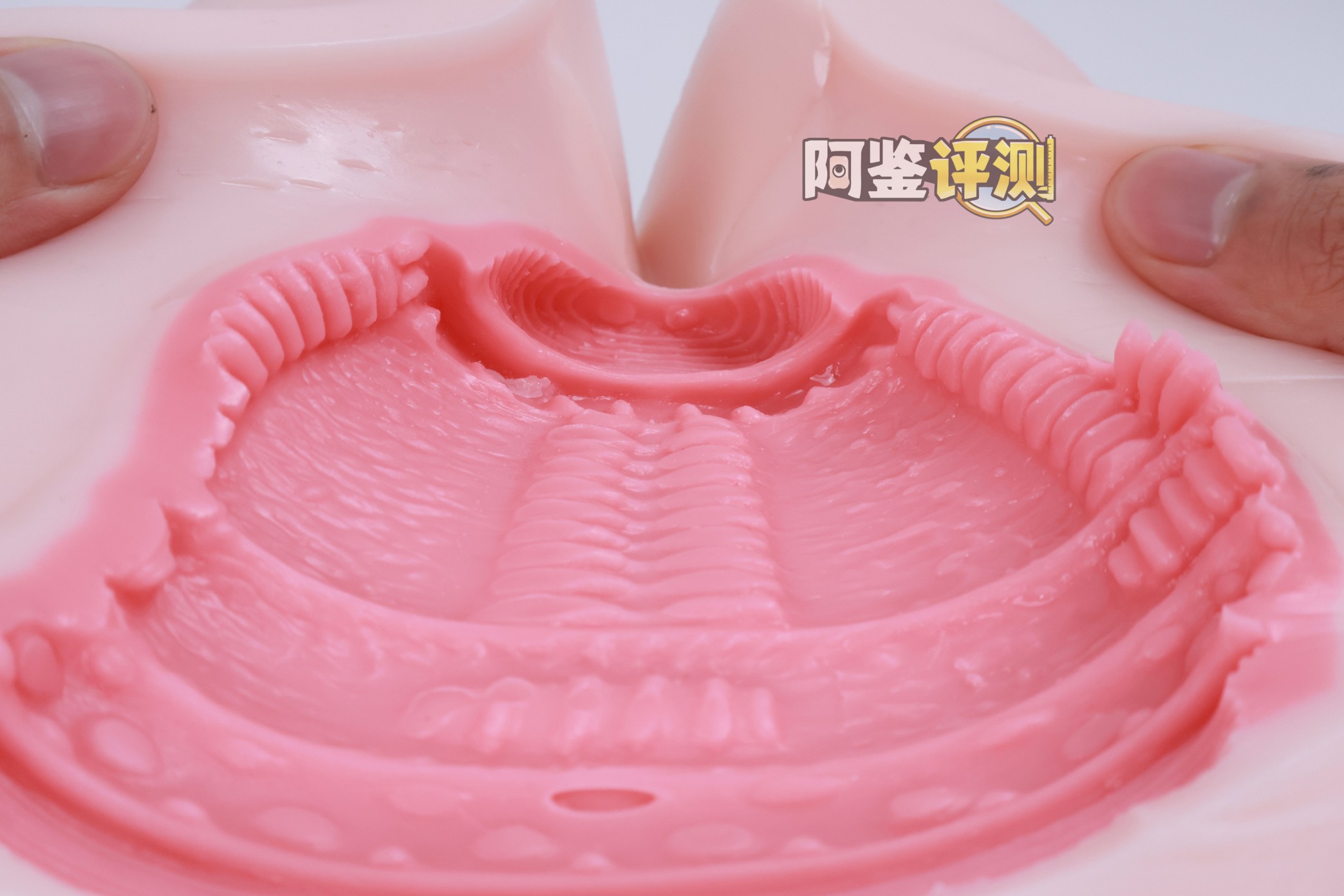 BONMOR——“圣女软尻”评测！又软又硬的皮球型小臀模，为什么最关键的部分怎么给我硬上了？