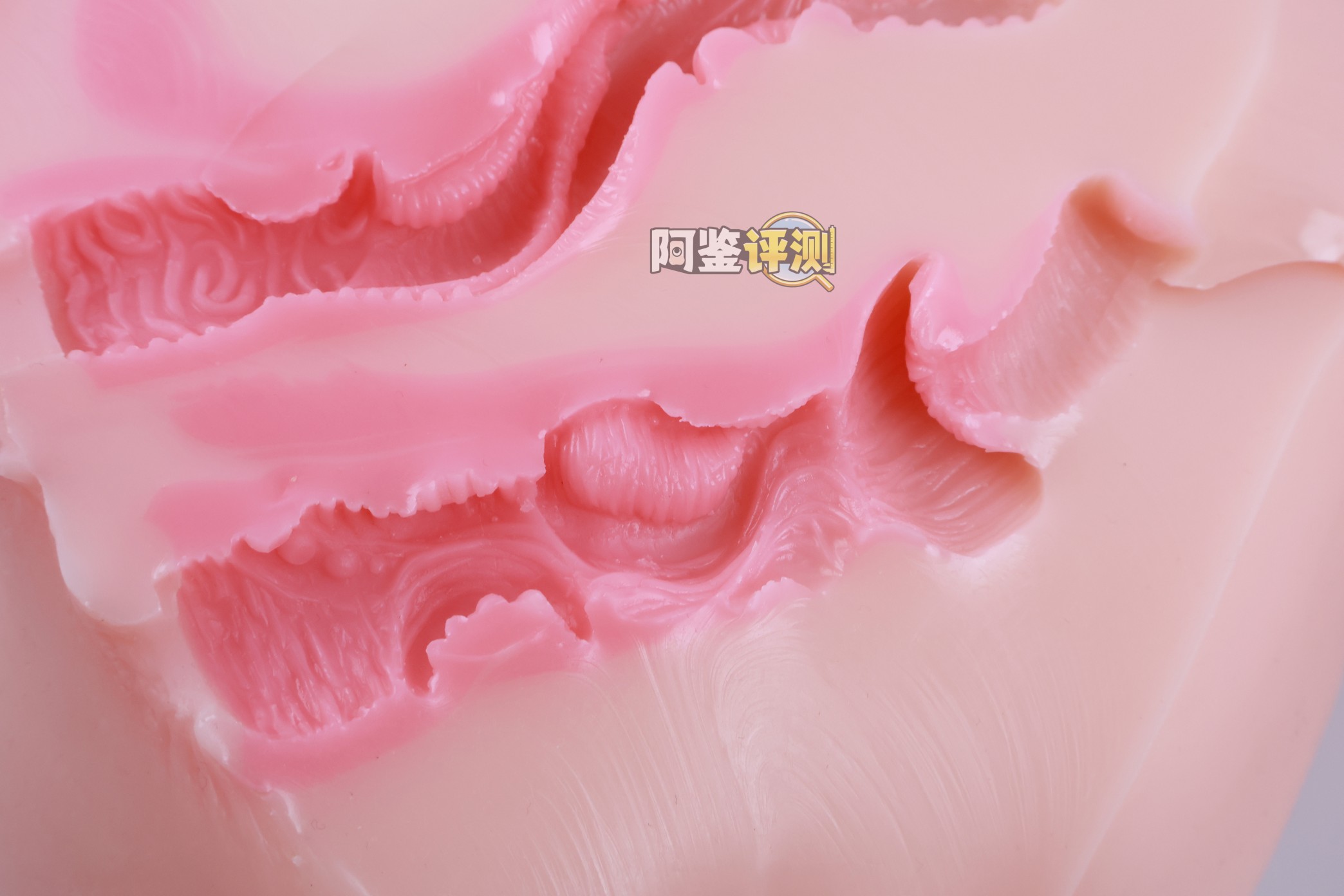 傲川——“臀娘”评测！专精趴式后入的超级大肉臀，床置“开大车”感觉的极致体现！