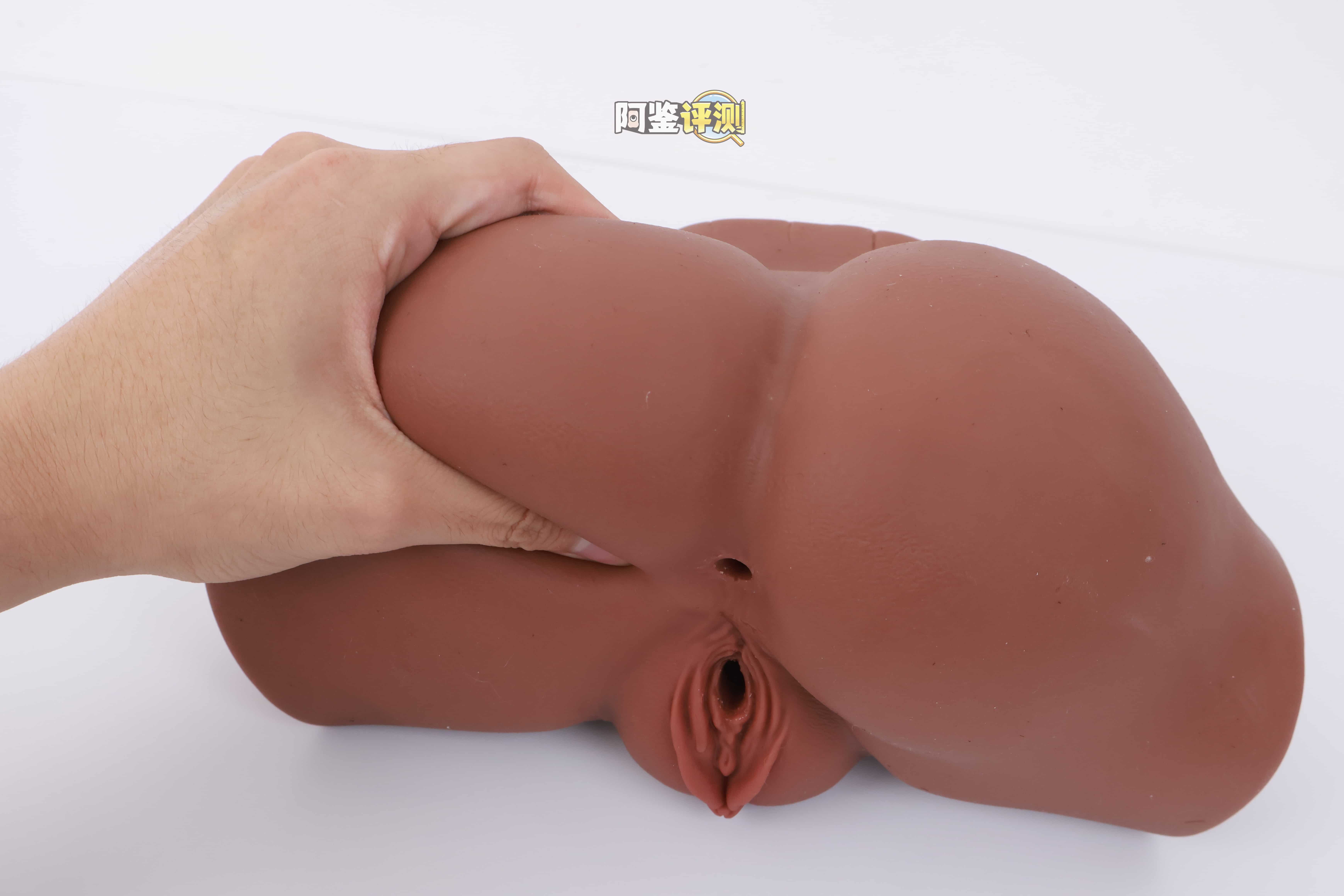 COC——“可可狼姬”评测！褐色黑皮的“成熟型”小屁股倒模，通道的复杂度和姿势兼容性都挺不错