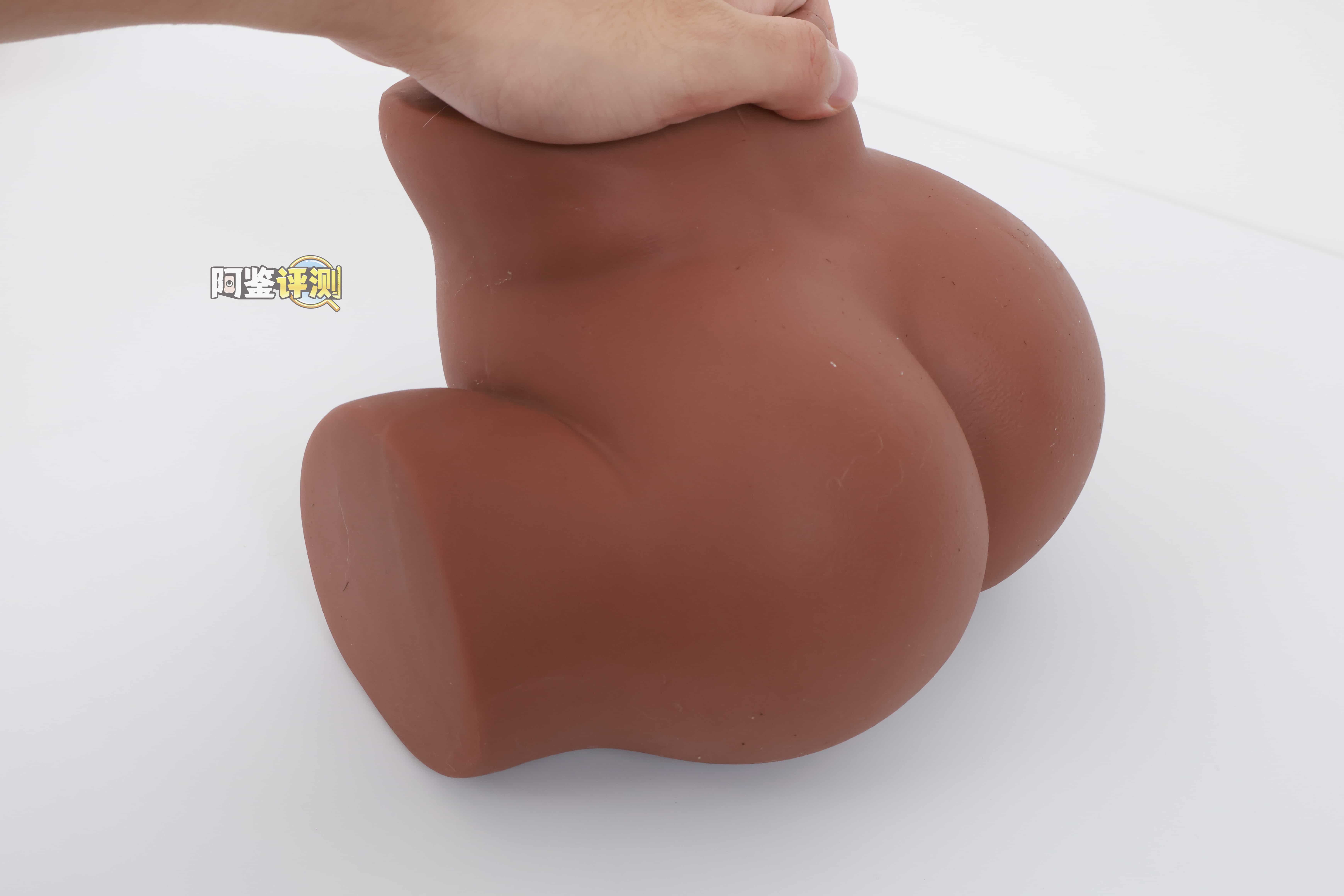 COC——“可可狼姬”评测！褐色黑皮的“成熟型”小屁股倒模，通道的复杂度和姿势兼容性都挺不错