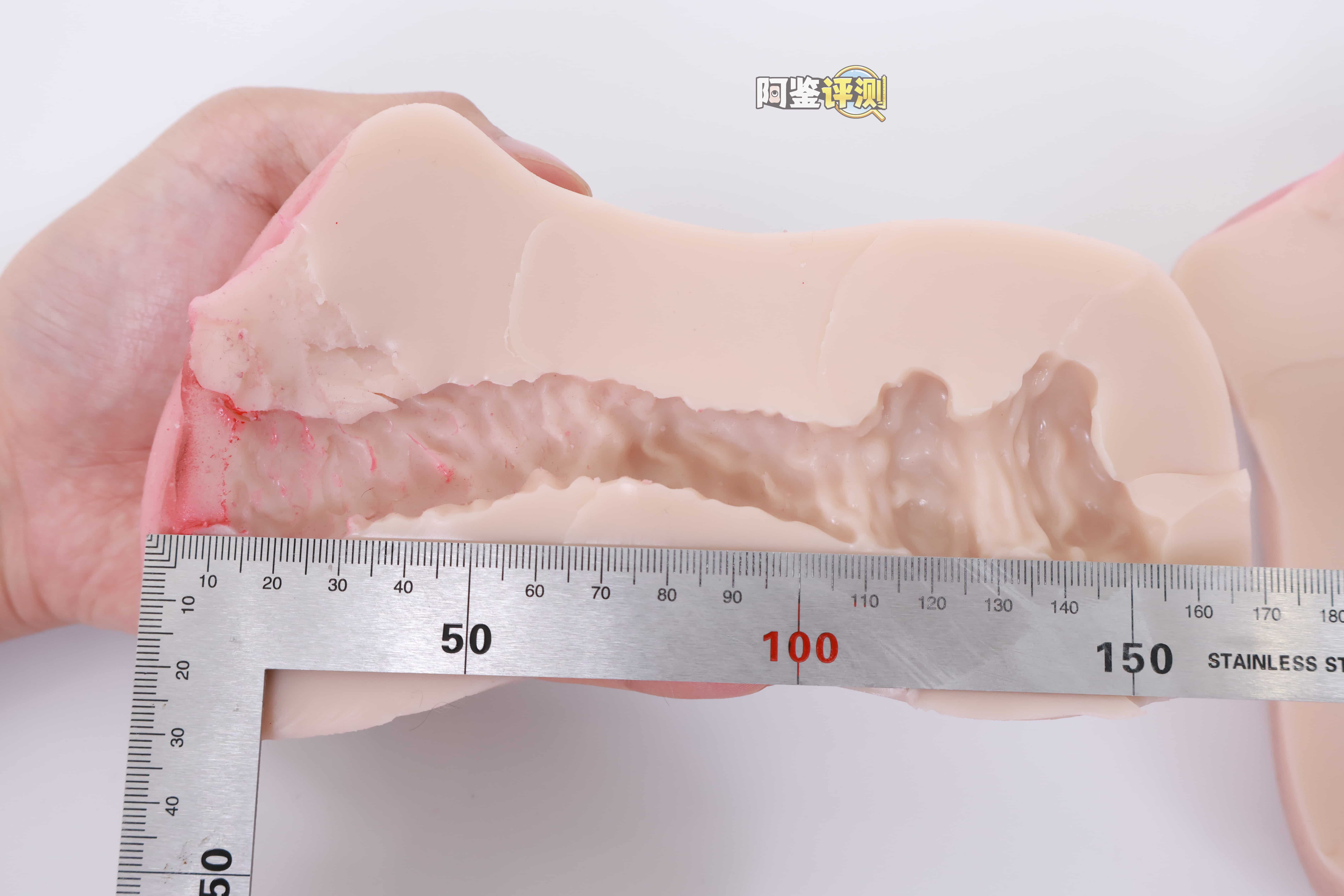 YUU——“极乐蜜壶”评测！使用硅胶材质制作而成的飞机杯，似乎没有我想象中那么难以使用