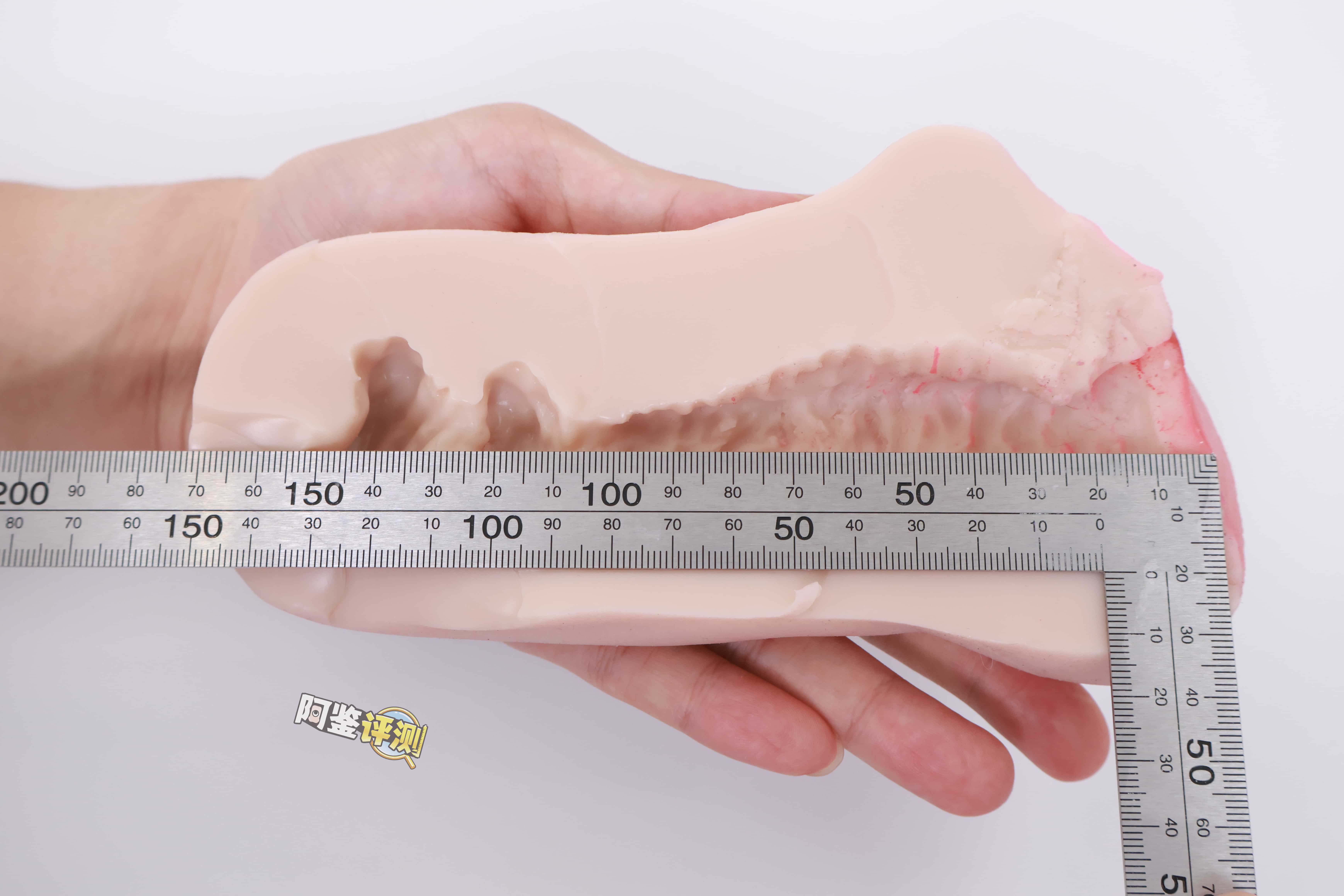 YUU——“极乐蜜壶”评测！使用硅胶材质制作而成的飞机杯，似乎没有我想象中那么难以使用