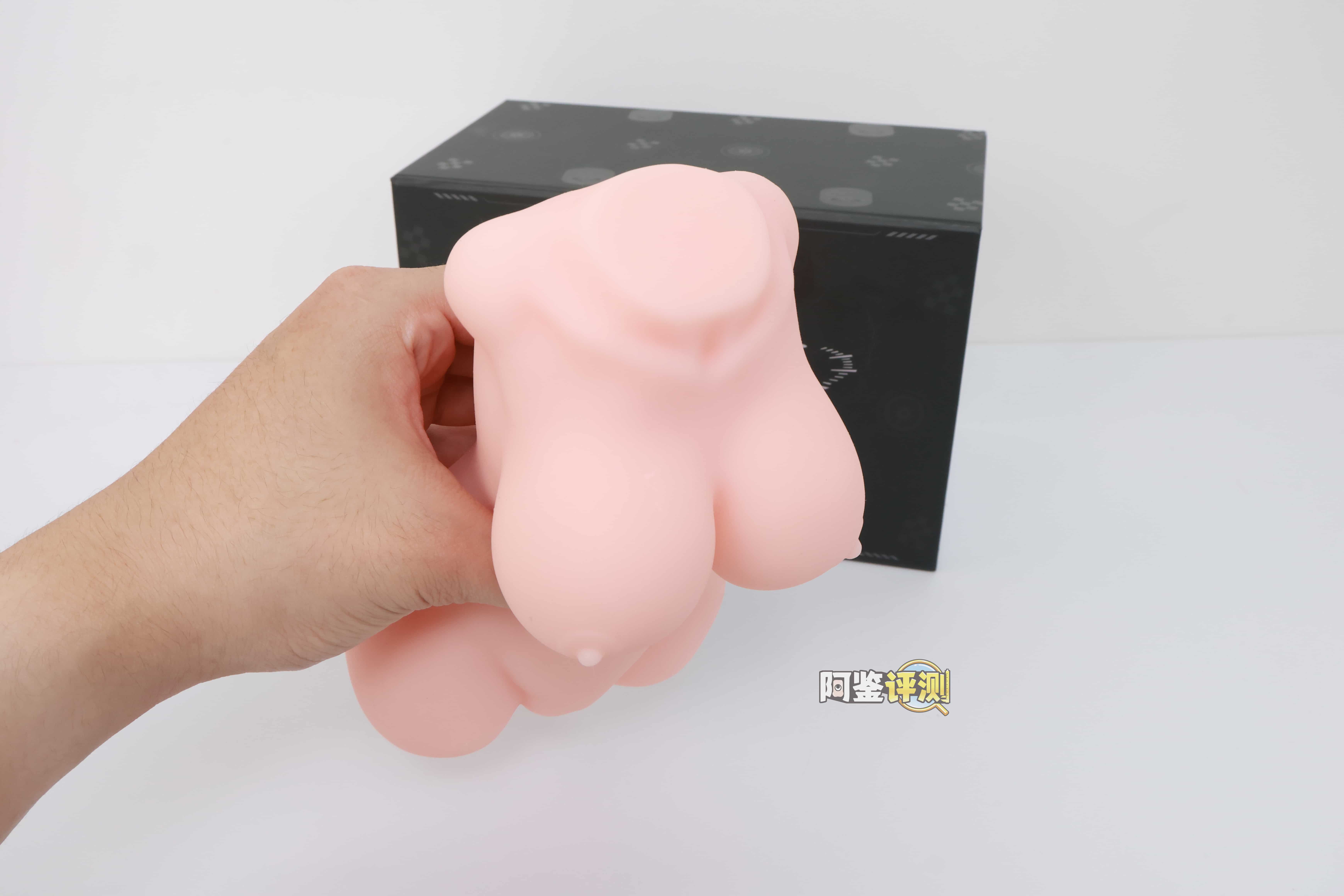 TMT——“樱川爱（礼盒版）”评测！防“查重”版水着琉璃子，继续加码的现代版“买椟还珠”型飞机杯