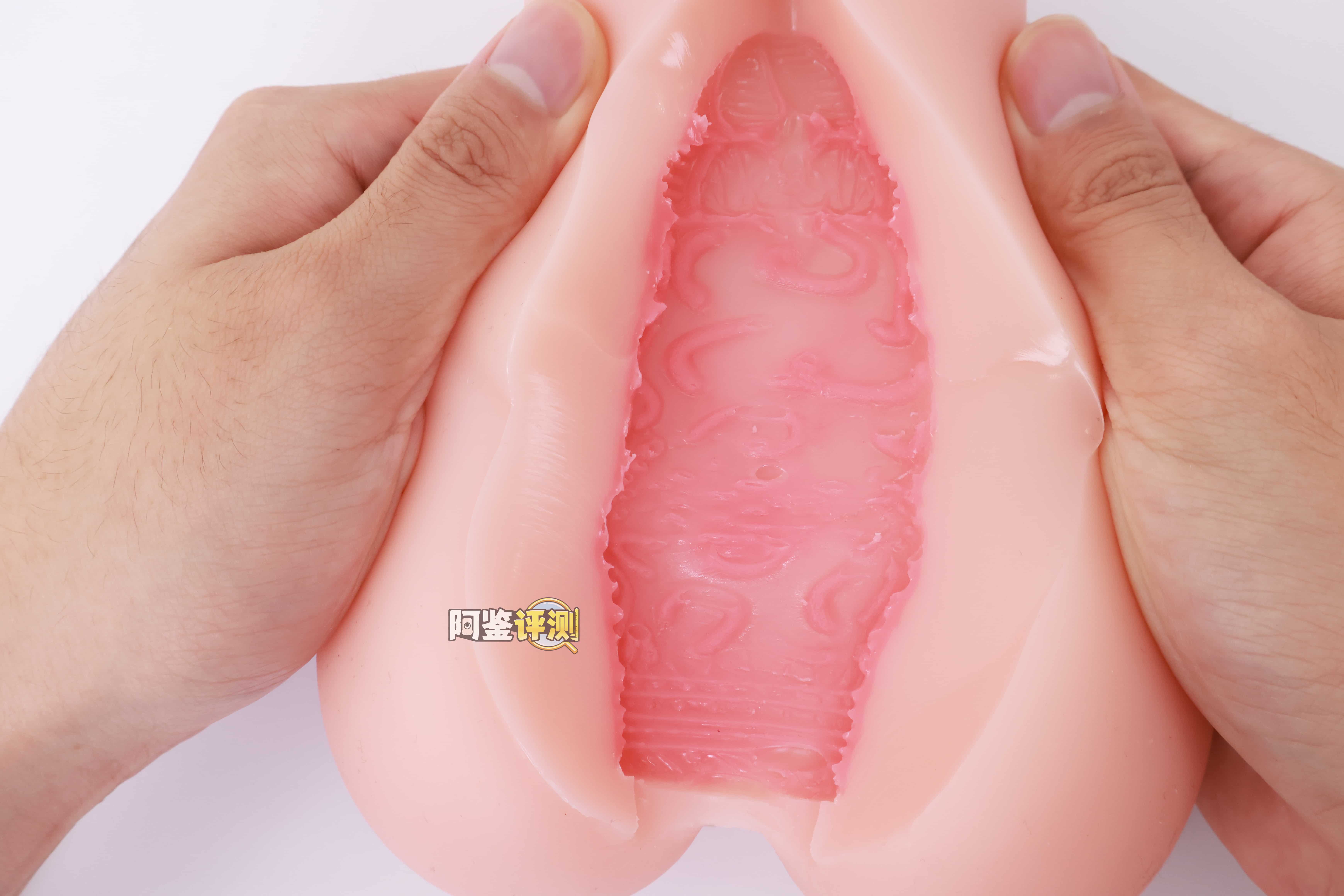 OK——“修女的侍奉”评测！中规中矩的双通道飞机杯，跟我预想得一样风平浪静