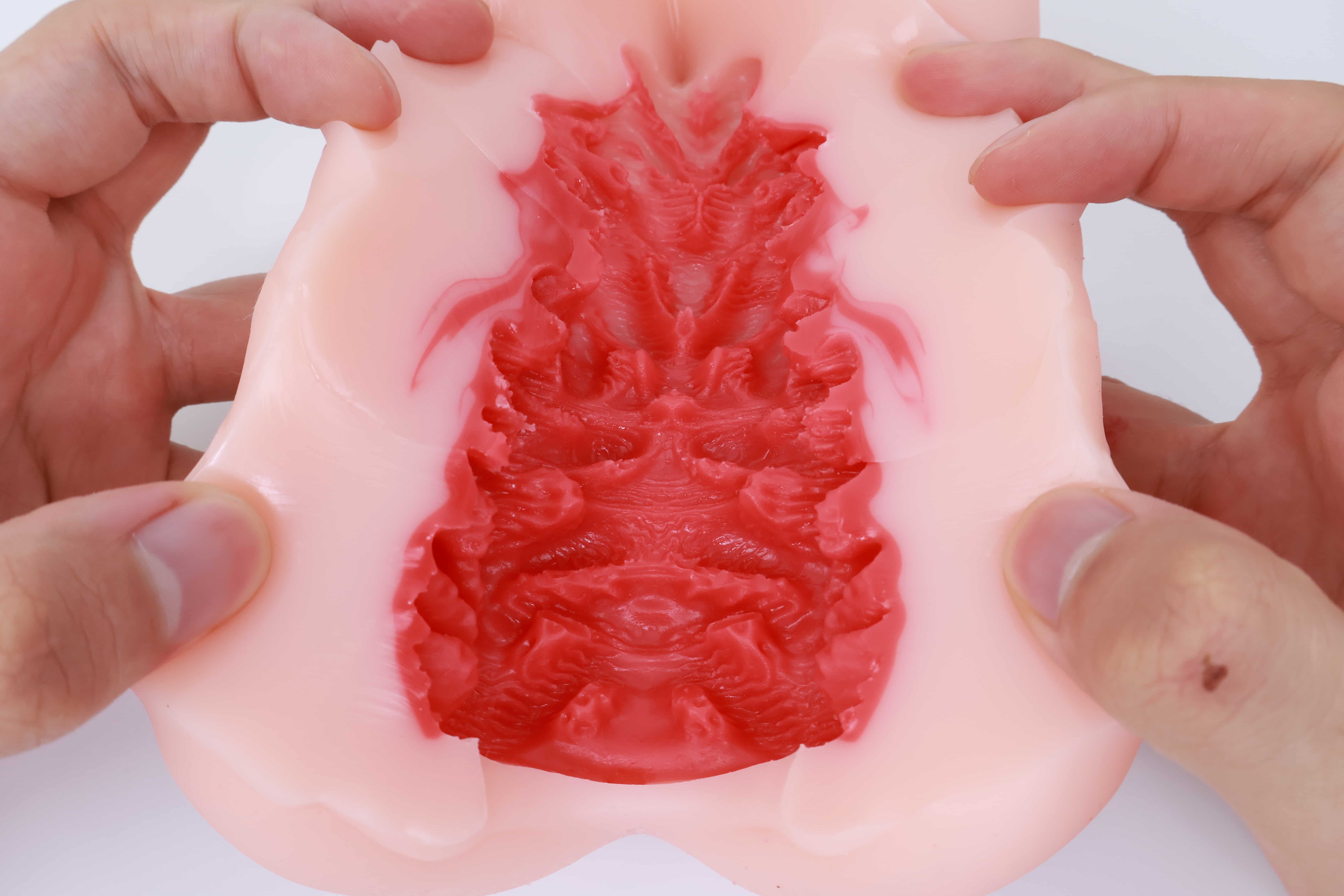 Lovefactor——“欲月之吻”评测！结构复杂充盈的肉感“尖牙”，看似凶险实则温柔~