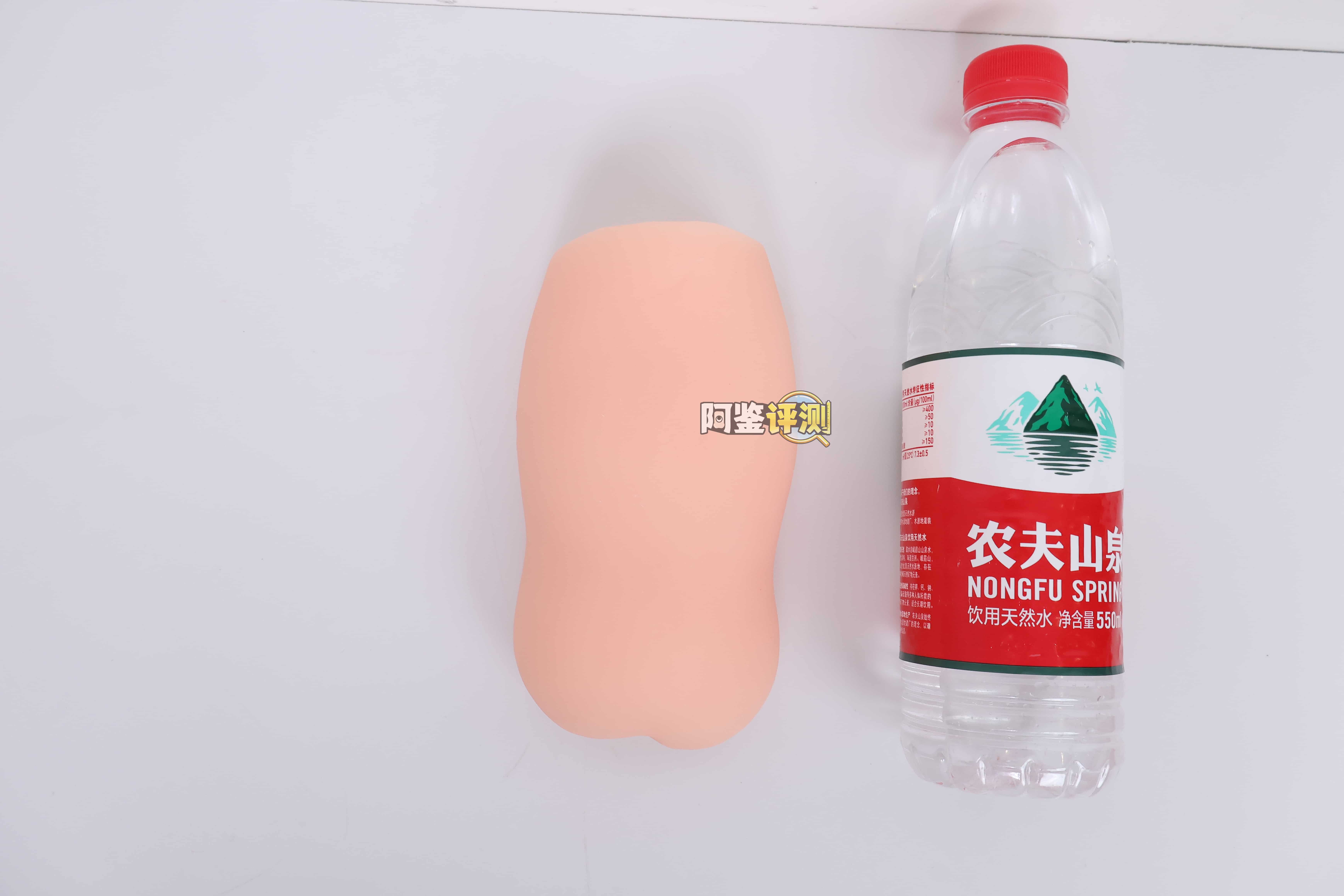 汤马托易士——”异世界精灵”评测！对子炼金术士的一比一模仿版，TPE的材质复刻排气感？根本不行...