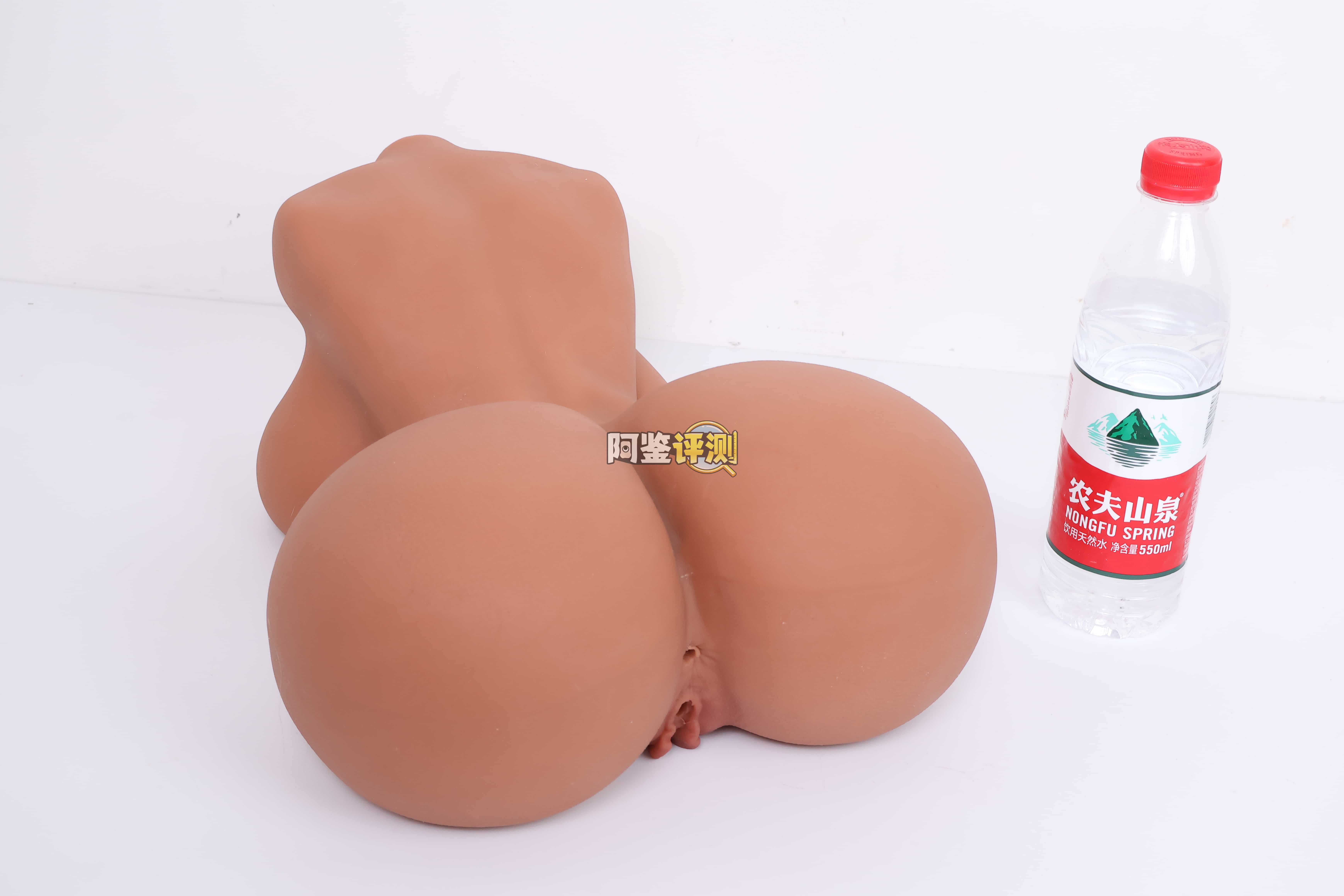 COC——“赤鸢”评测！ 创新工艺的全身软黑皮小身体倒模，设计概念不错但工艺上还有很多问题