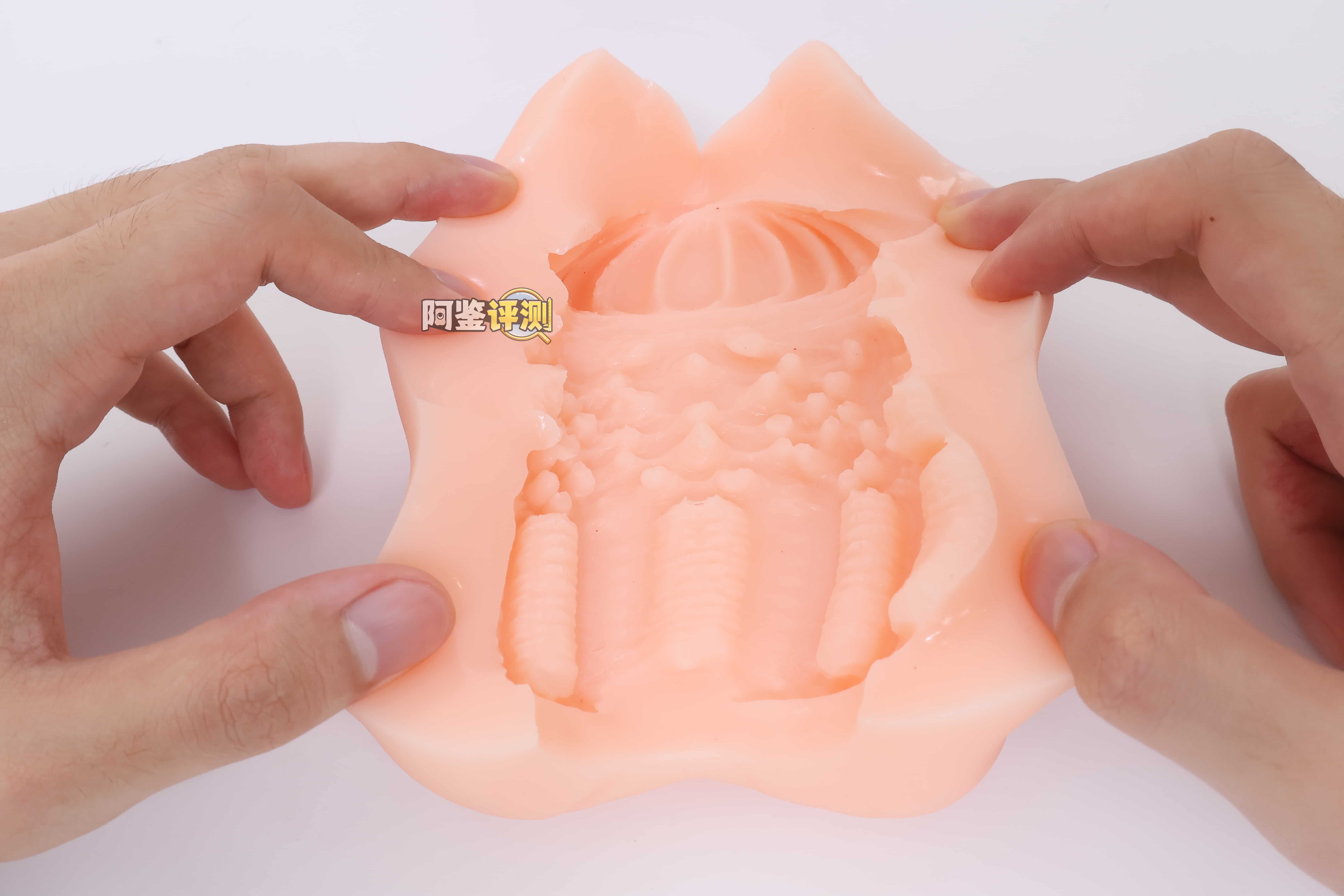 汤马托易士——”异世界精灵”评测！对子炼金术士的一比一模仿版，TPE的材质复刻排气感？根本不行...