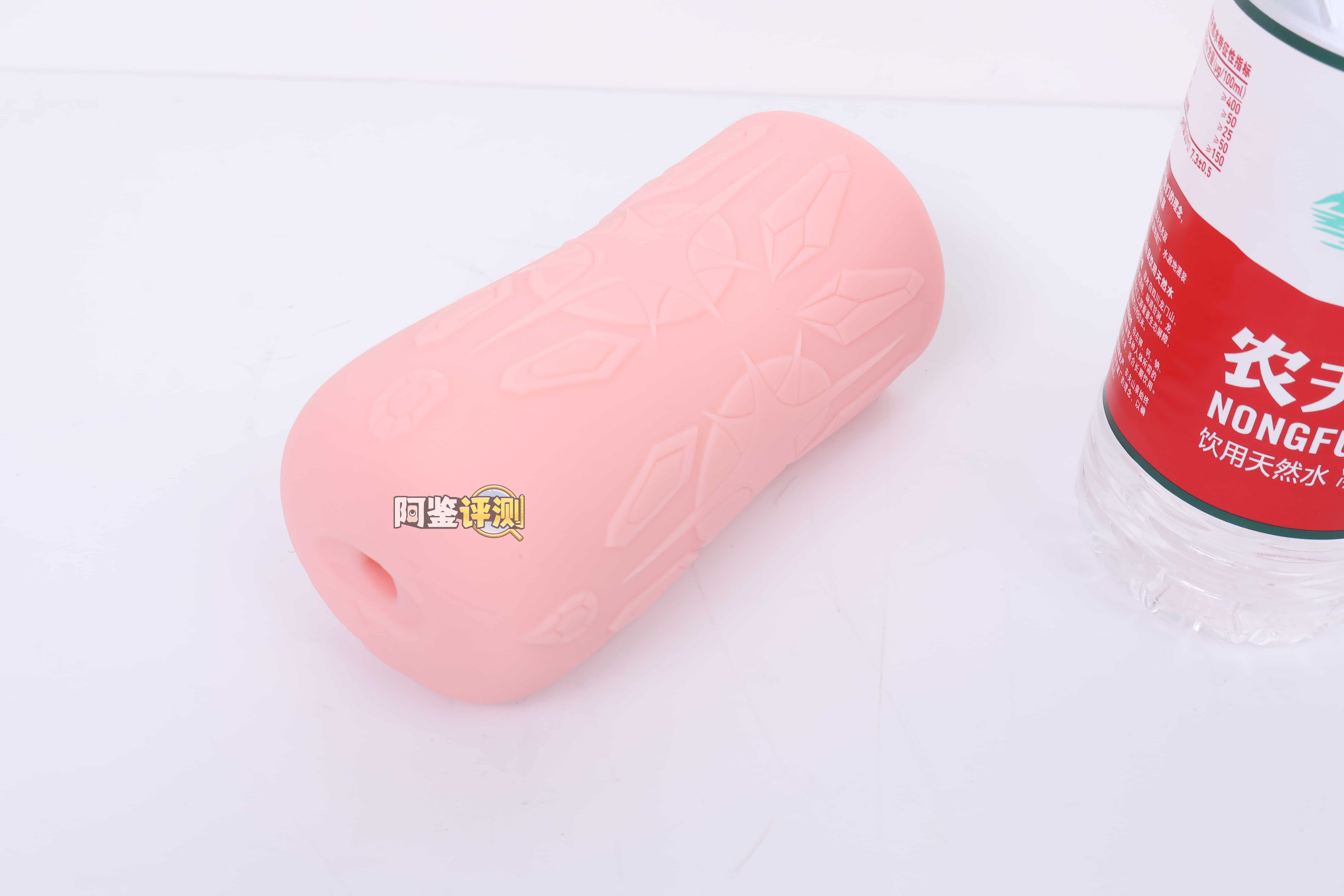 对子哈特——”宝石术士”评测！与排气法完全无缘的大空腔小杯，纹理的密度太低体验非常空洞