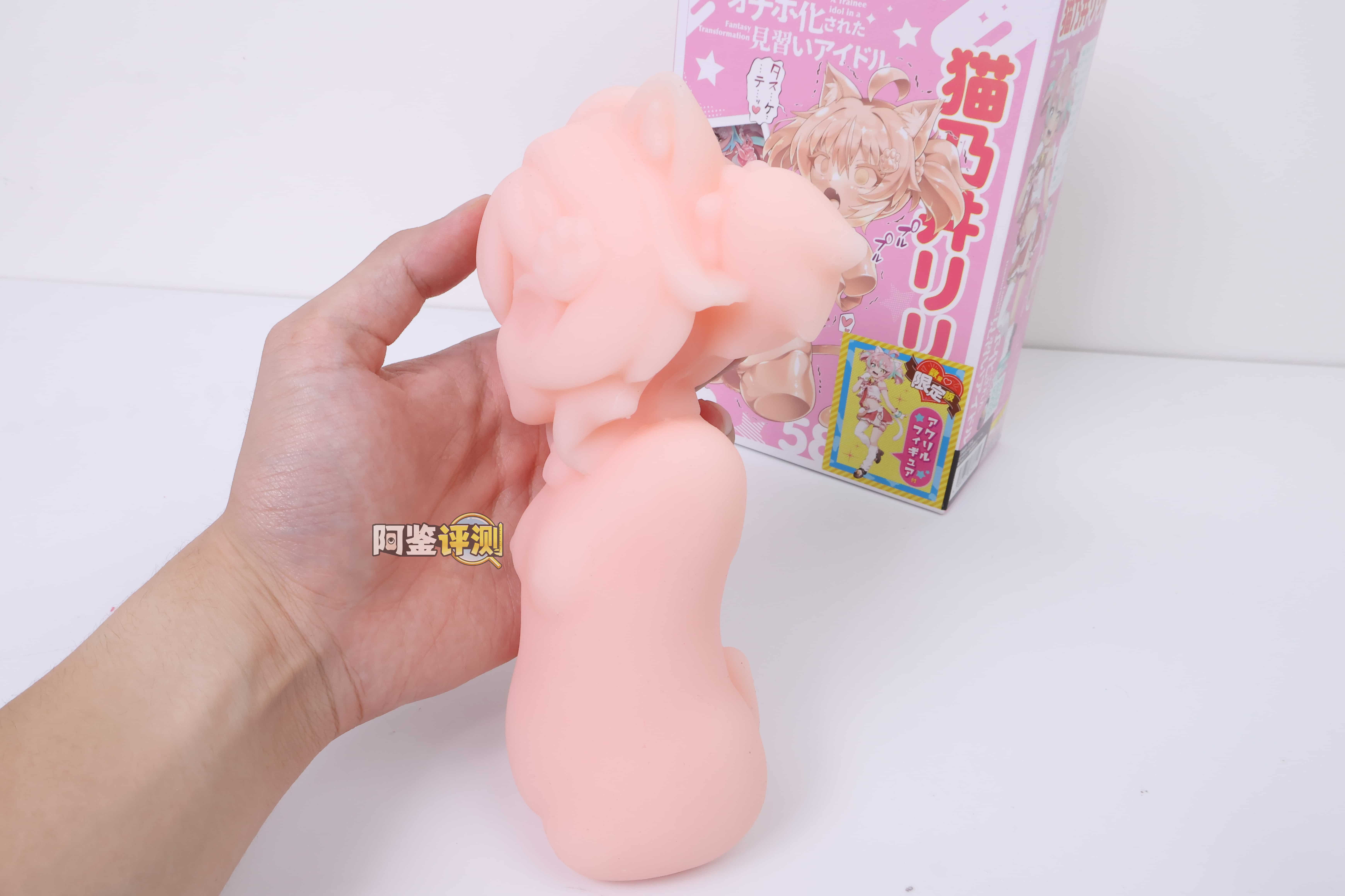 汤玛托易士——”猫乃井莉莉”评测！自家Vtuber联名的“人格排泄”主题杯，主题新奇但是设计敷衍