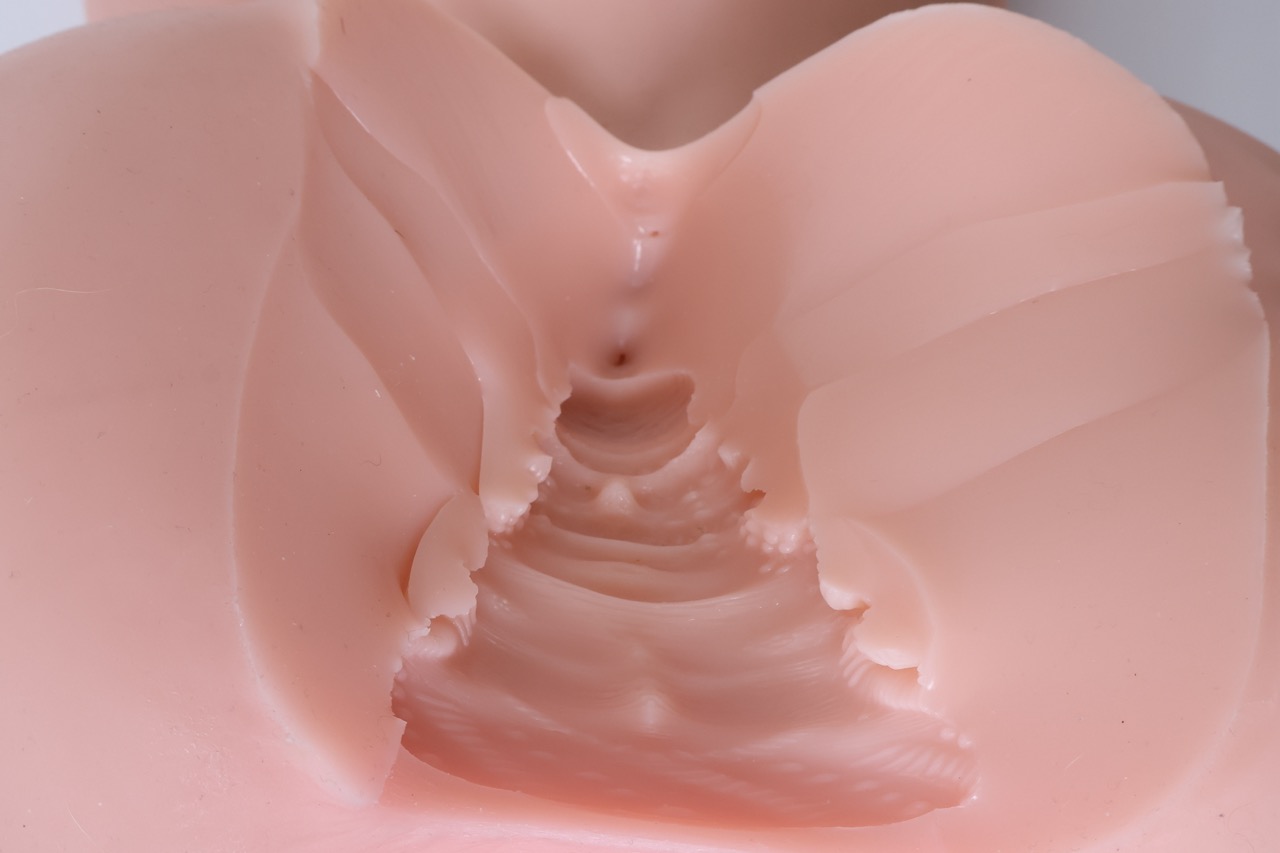 傲川——”水野2”评测！全身慢玩材质的超大型倒模，软感够真实，保养起来也够辛苦!